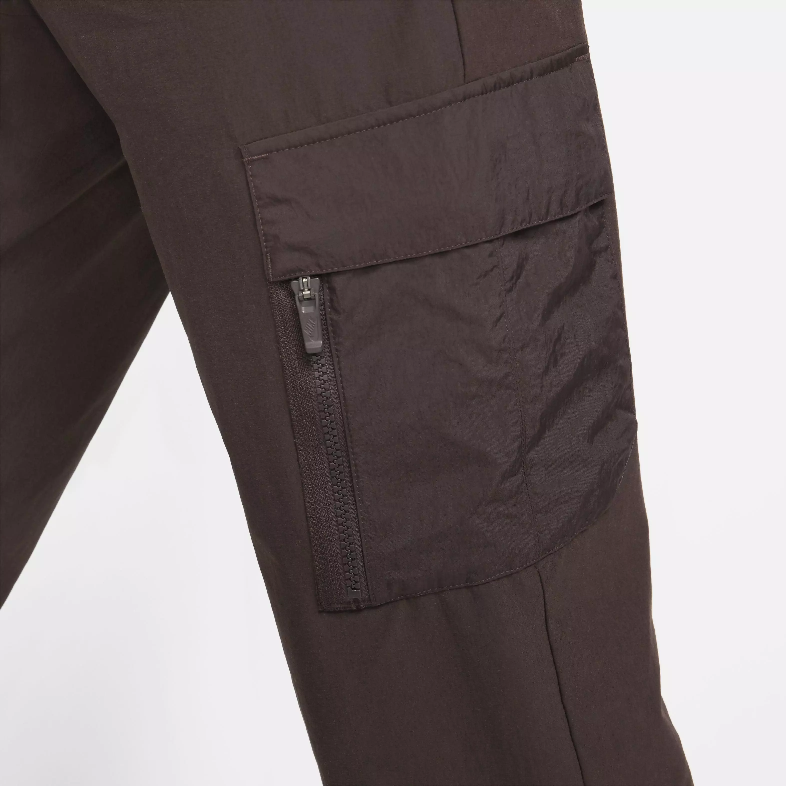 Nike Women's Sportswear Woven Cargo Pants - BROWN