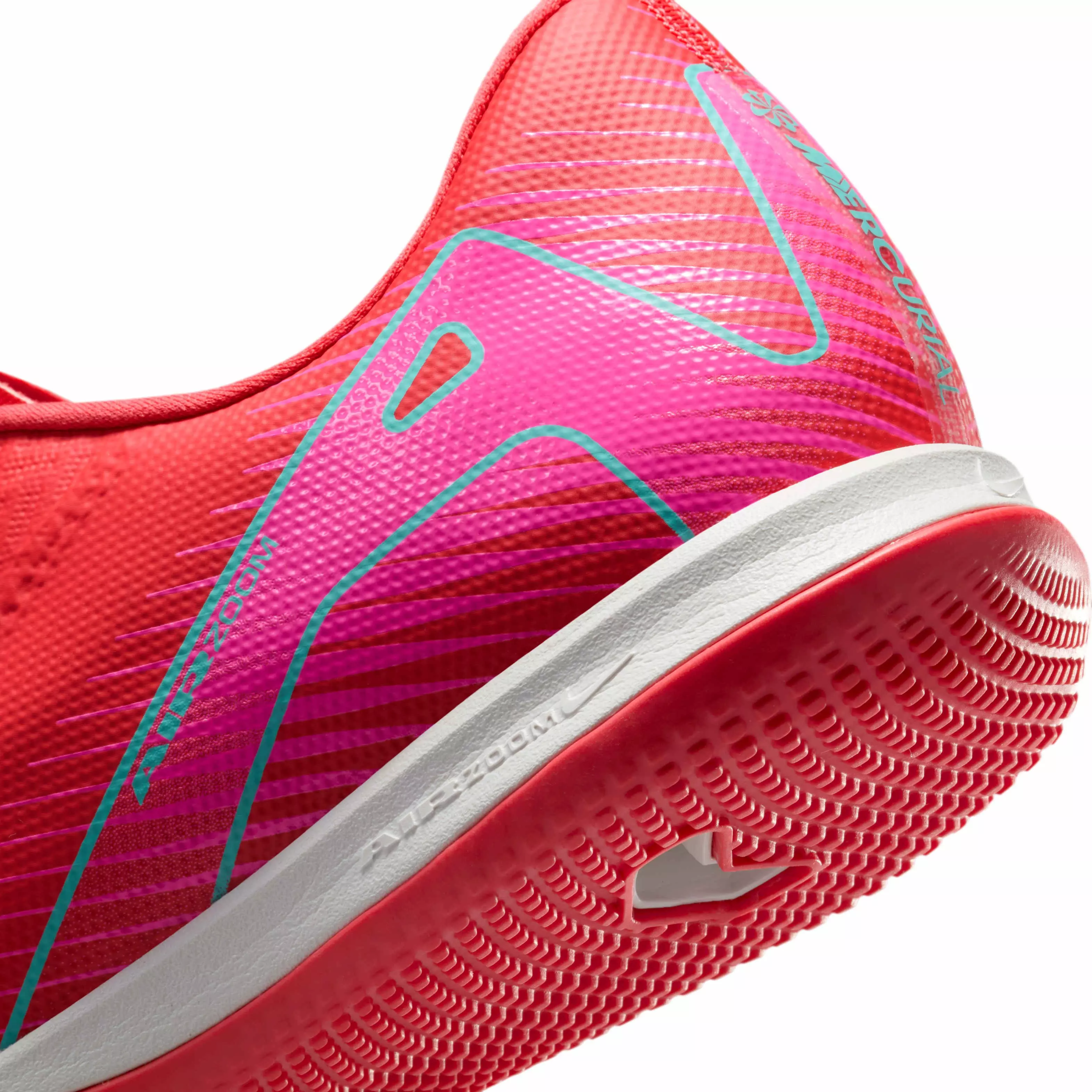 Nike Mercurial Vapor 16 Academy IC "Ember Glow/Aurora Green" Men's Soccer Shoe - EMBER/GREEN