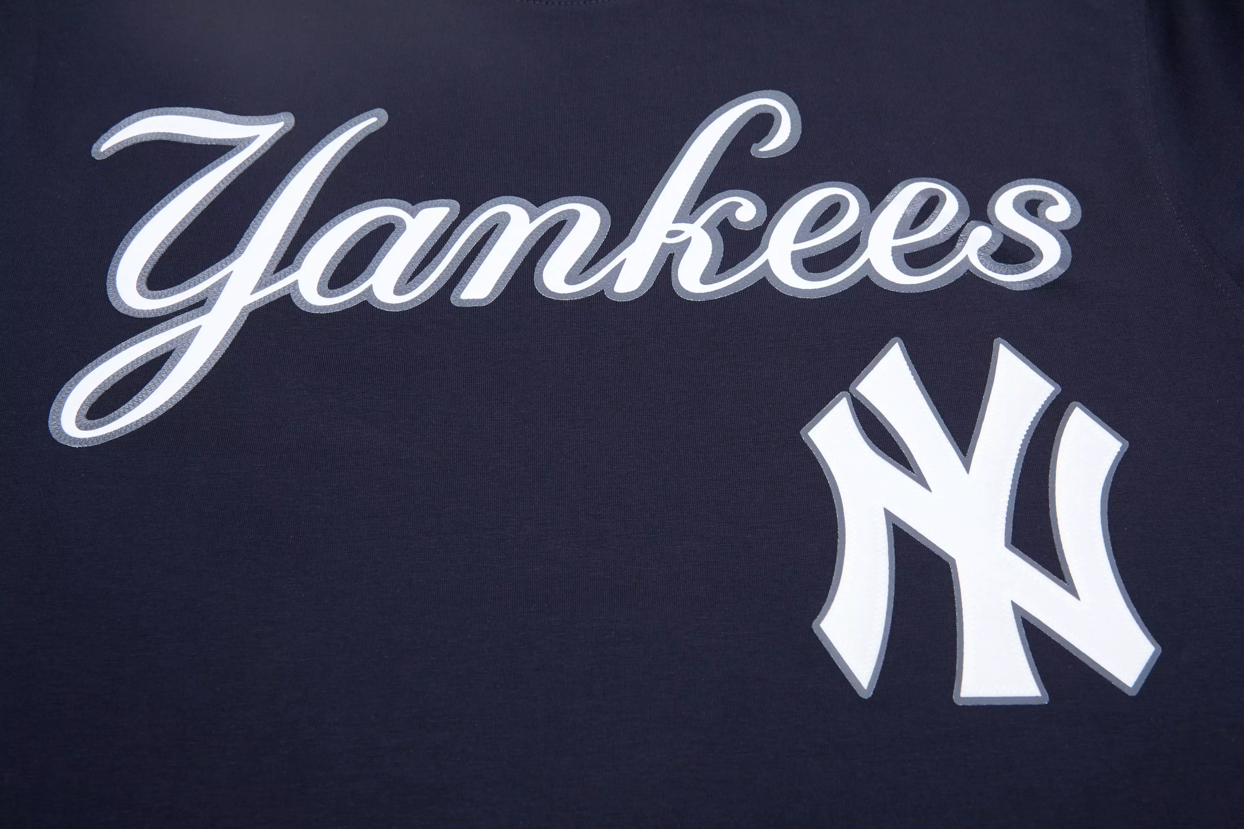 Pro Standard Men's MLB New York Yankees Logo Pro Team Taping Top - Navy - NAVY