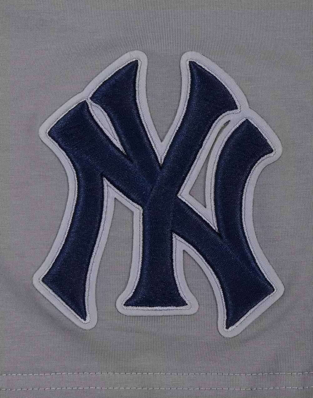 Pro Standard Men's MLB New York Yankees Script Tail Tops - Grey - GREY