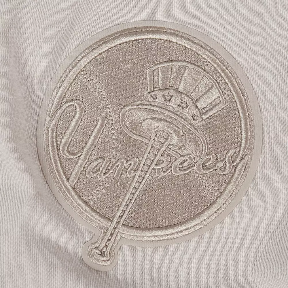 Pro Standard Men's MLB New York Yankees Washed Classic Enzyme CJ Drop Shoulder Tee - Slate Grey - SLATE GREY