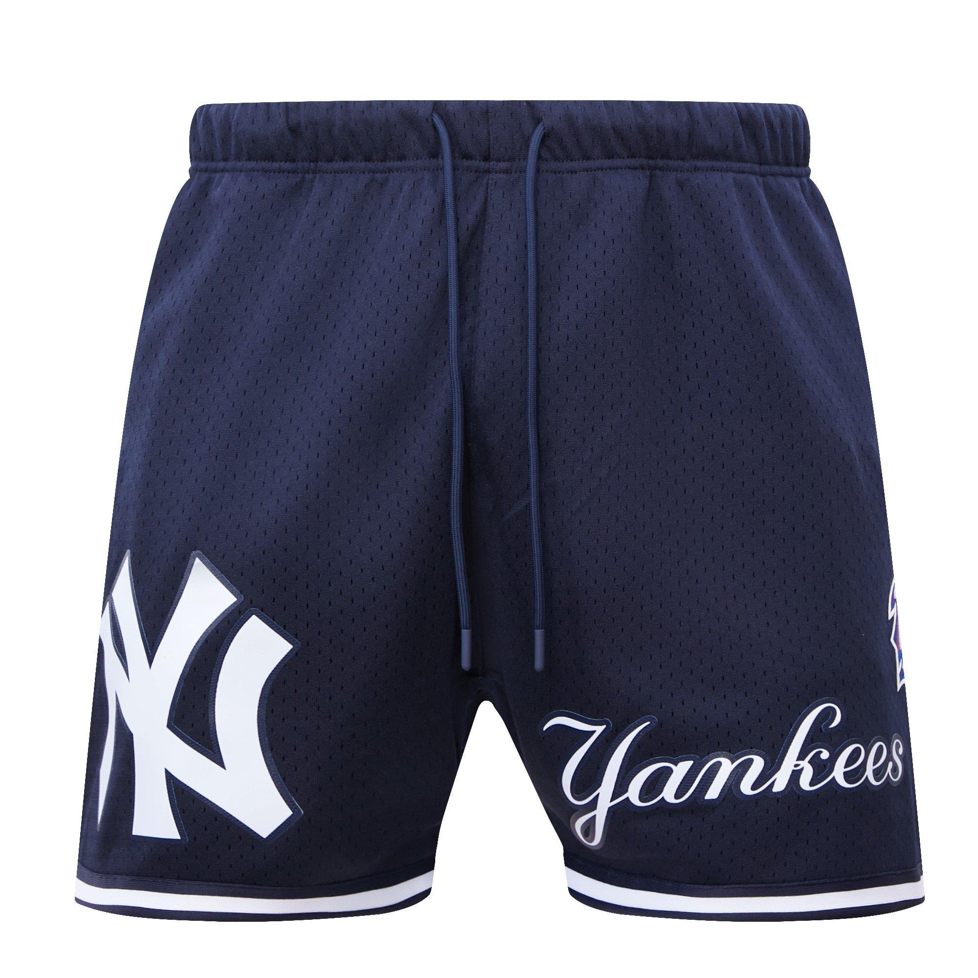 Pro Standard Men's MLB New York Yankees Logo Mesh Short - Navy - NAVY