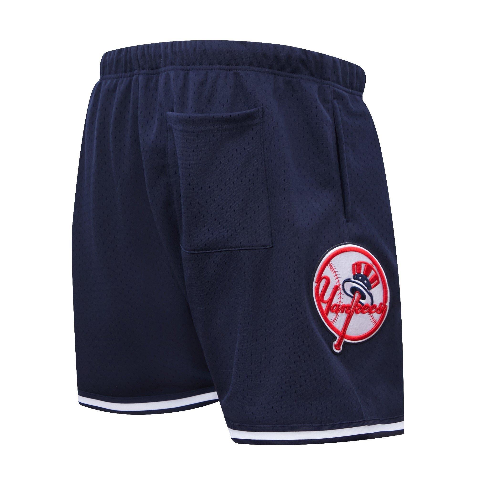 Pro Standard Men's MLB New York Yankees Logo Mesh Short - Navy - NAVY