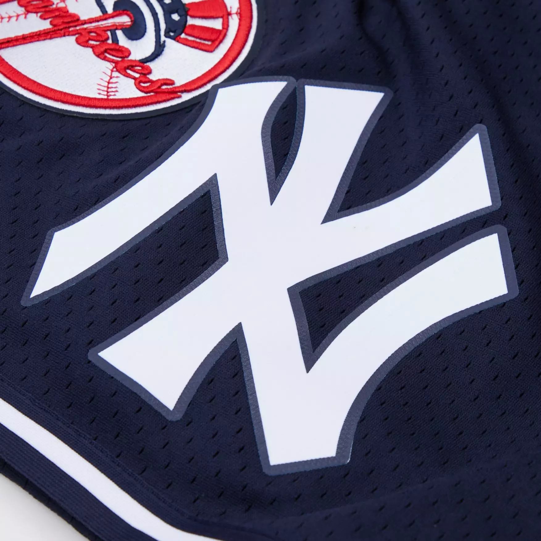 Pro Standard Men's MLB New York Yankees Logo Mesh Short - Navy - NAVY
