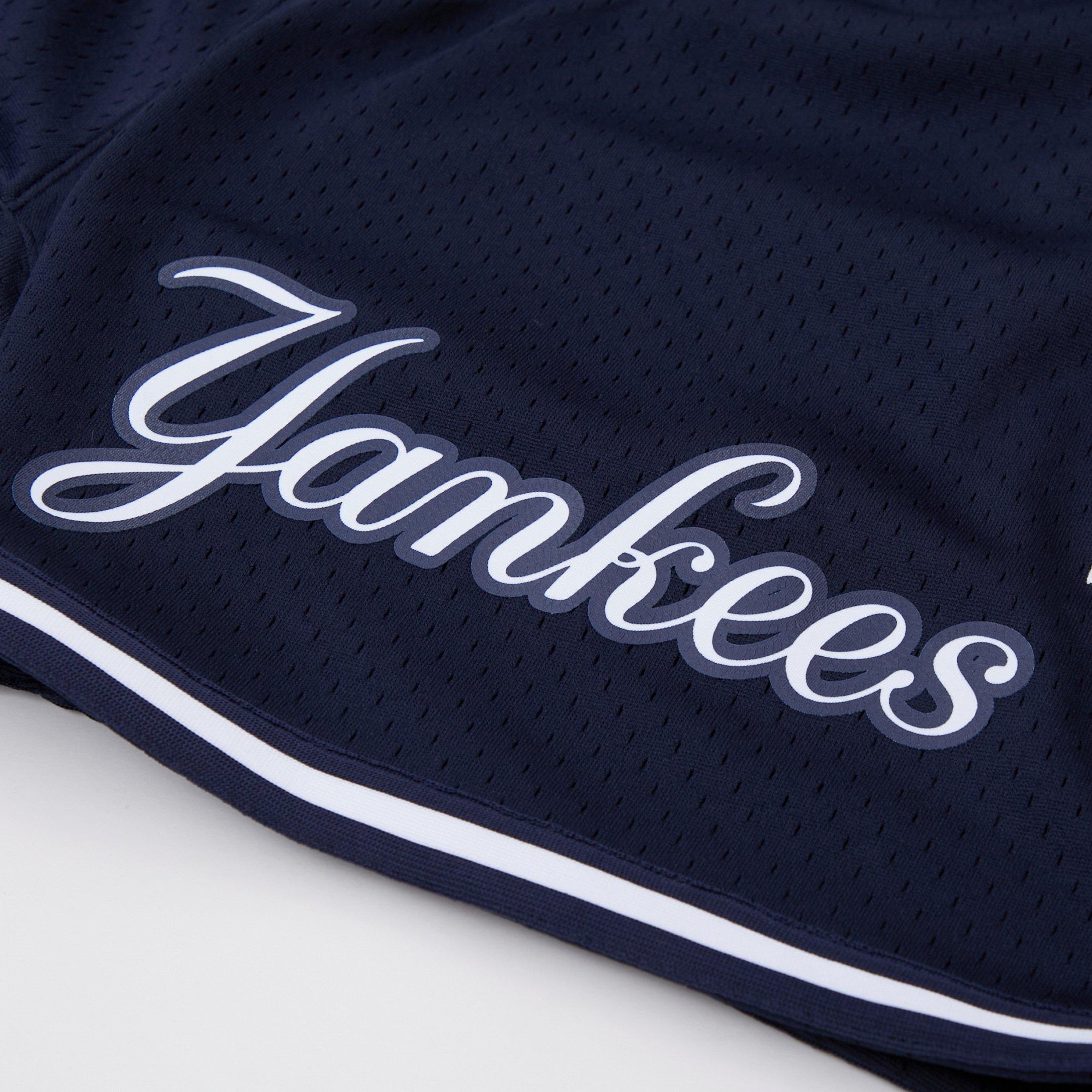 Pro Standard Men's MLB New York Yankees Logo Mesh Short - Navy - NAVY