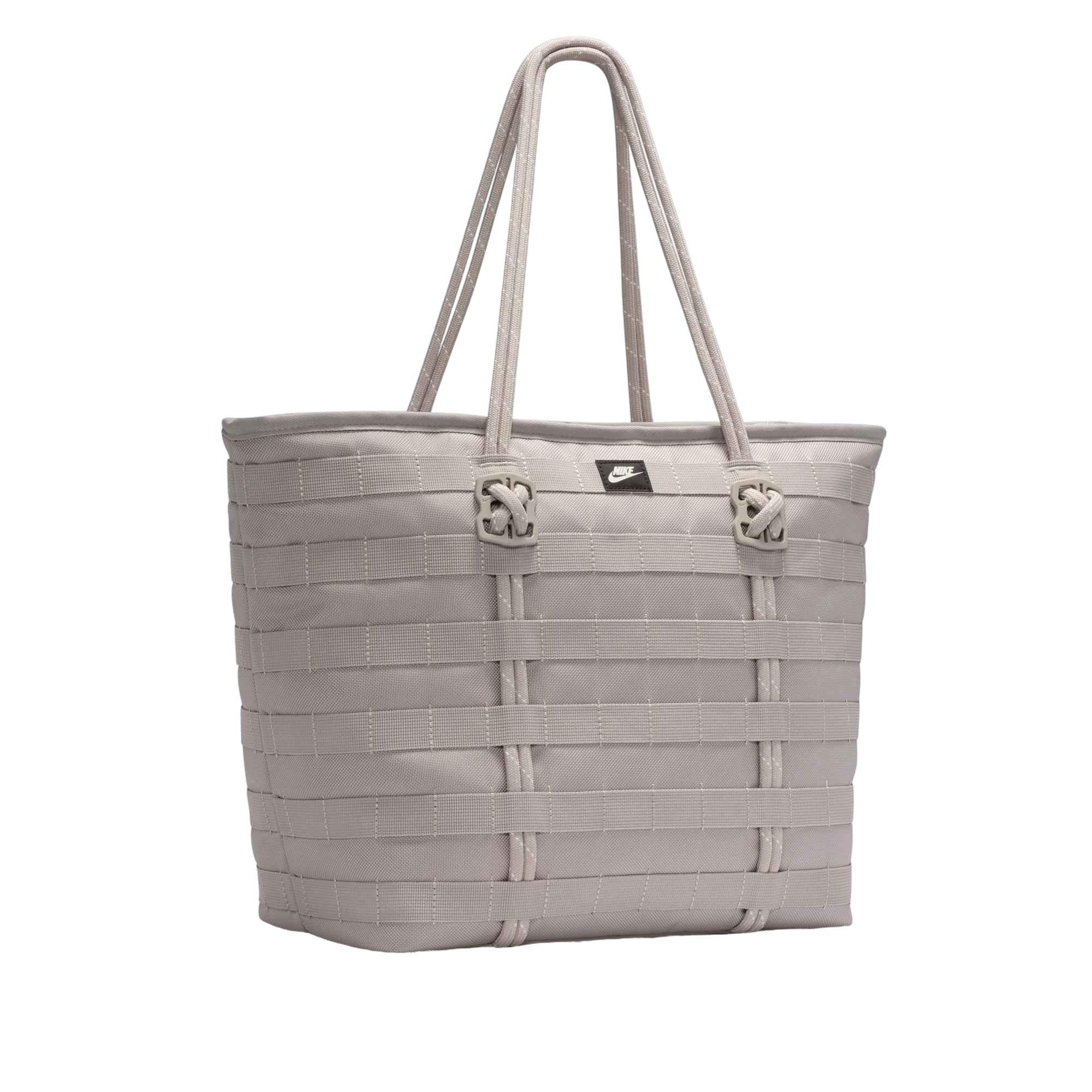 【NIKE】Nike Sportswear RPM Tote (26L) Nike Sportswear RPM Tote (26L) – Midway Sports