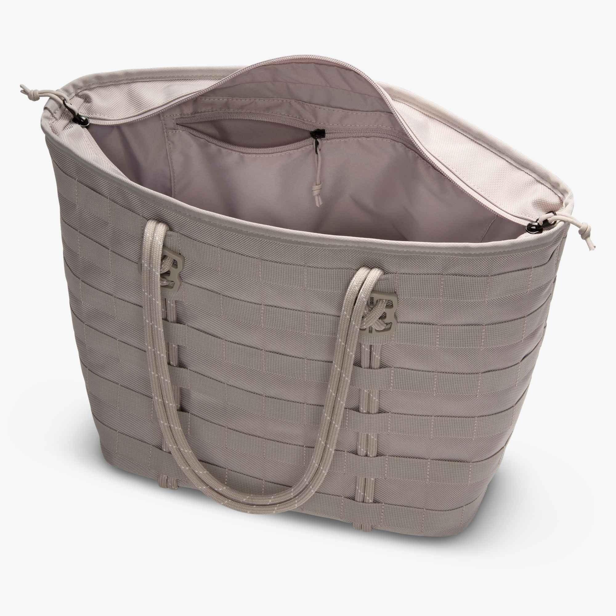 Nike Sportswear RPM Grey Tote Bag (26L)