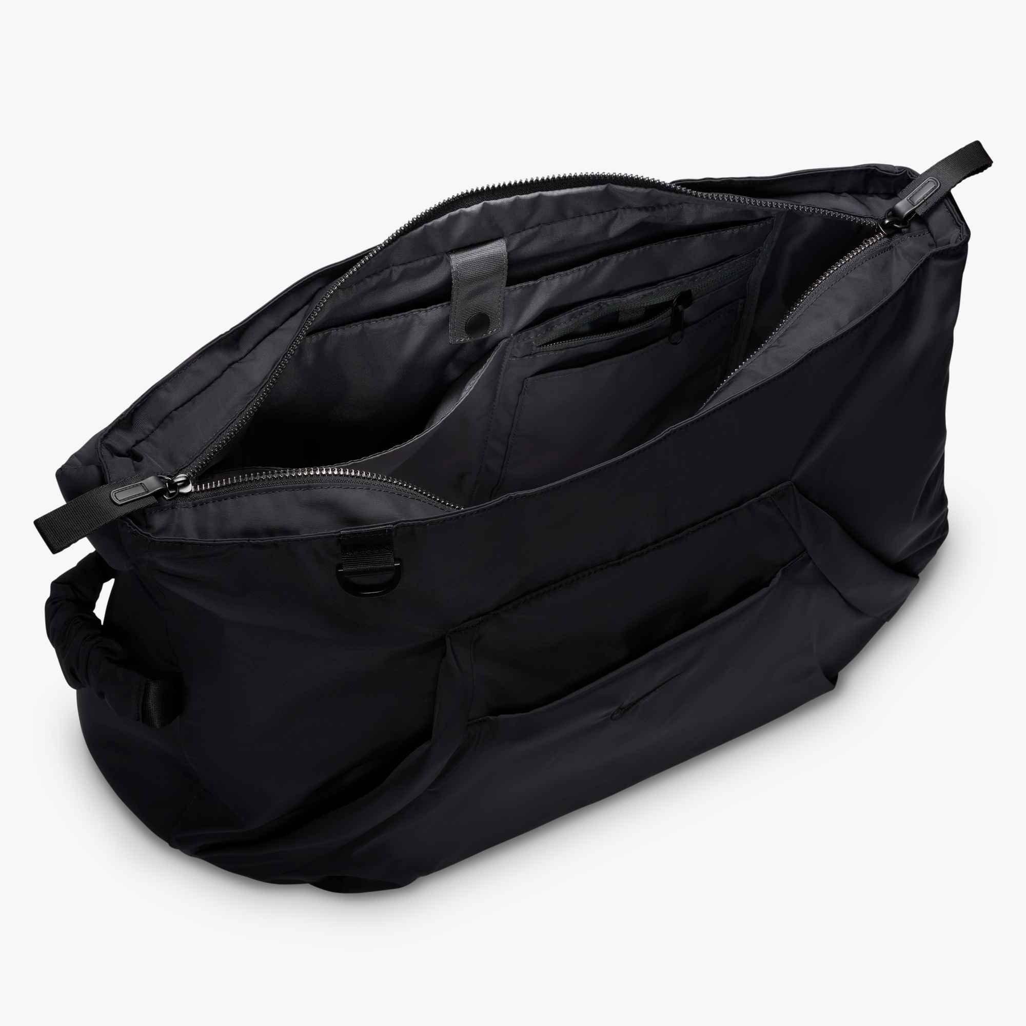 Nike One Women's Tote Bag 25L - Black