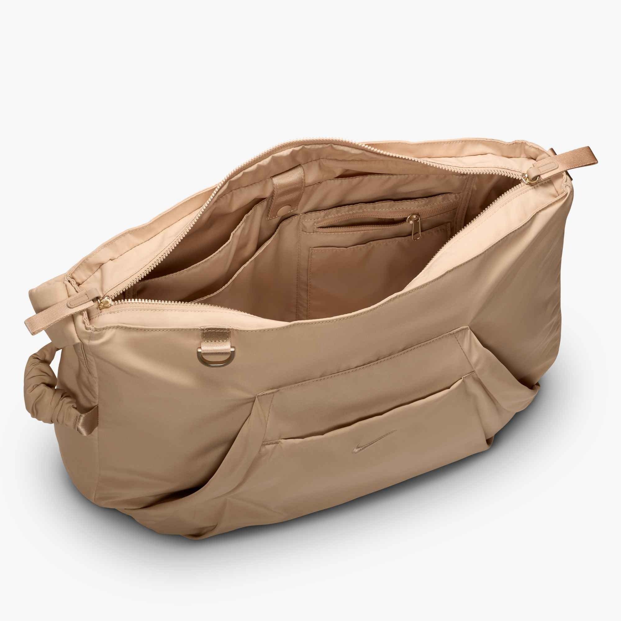 Nike One Women's Tote Bag 25L - Tan - HEMP BROWN Thumbnail View 4