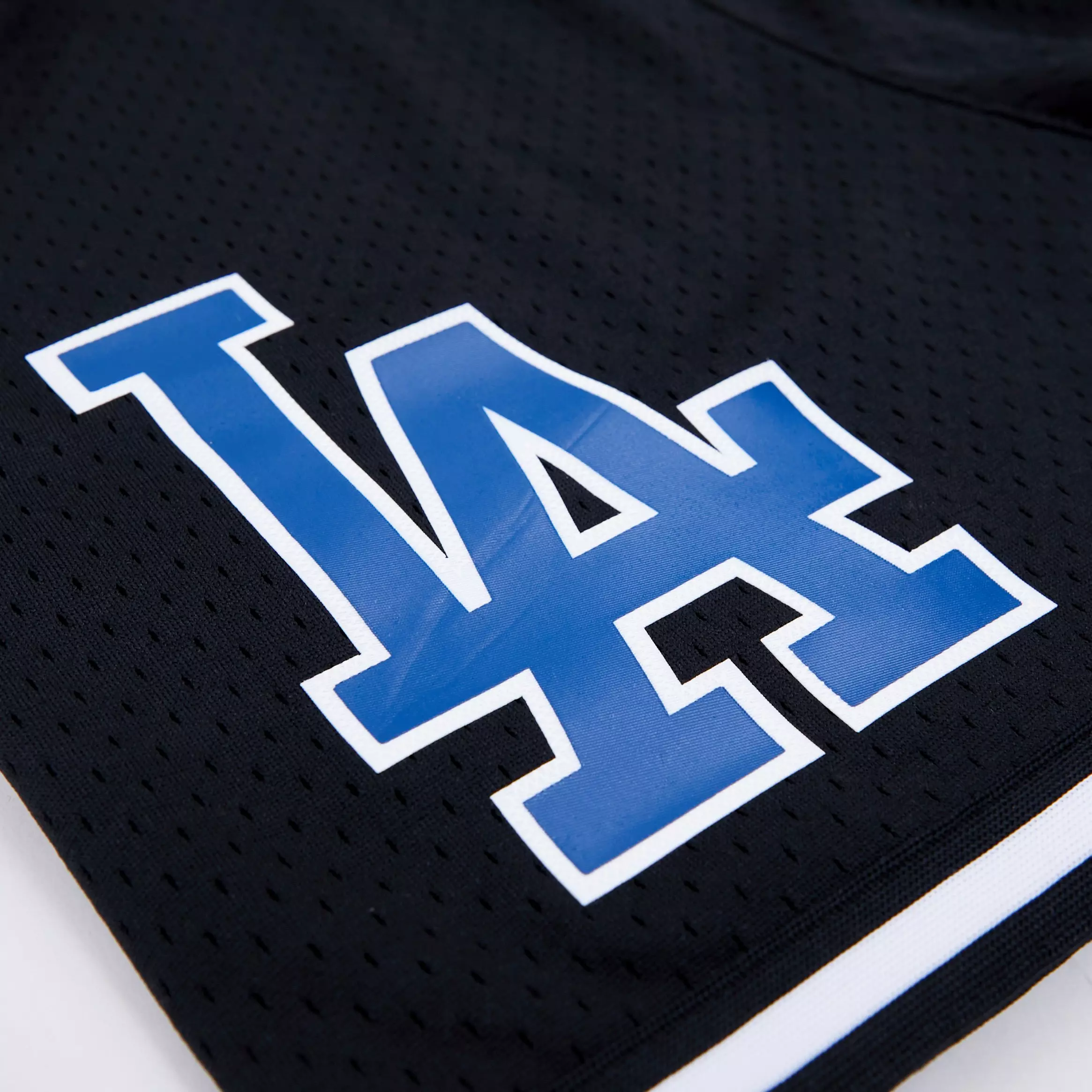 Pro Standard Men's MLB Los Angeles Dodgers Logo Mesh Short - Black - BLACK