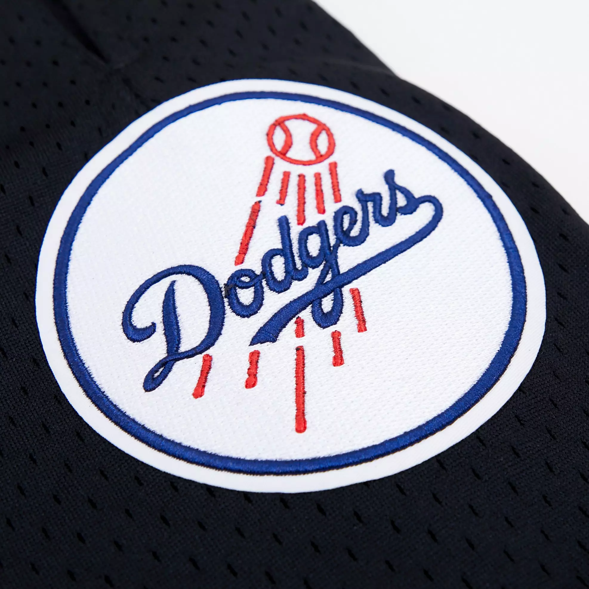 Pro Standard Men's MLB Los Angeles Dodgers Logo Mesh Short - Black - BLACK