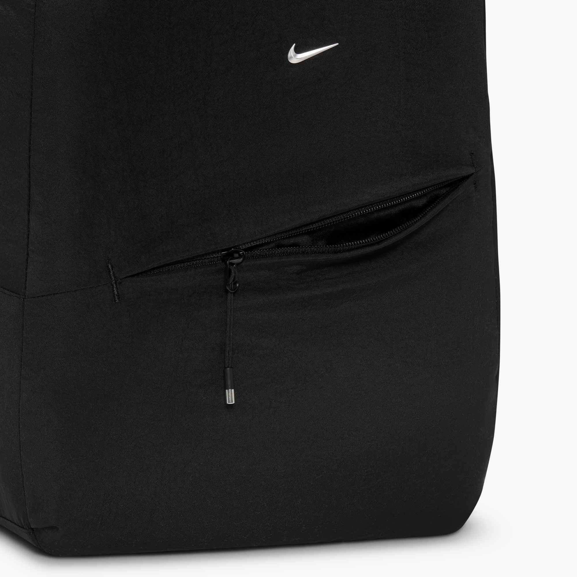 Nike Aura​ 24L Black Backpack