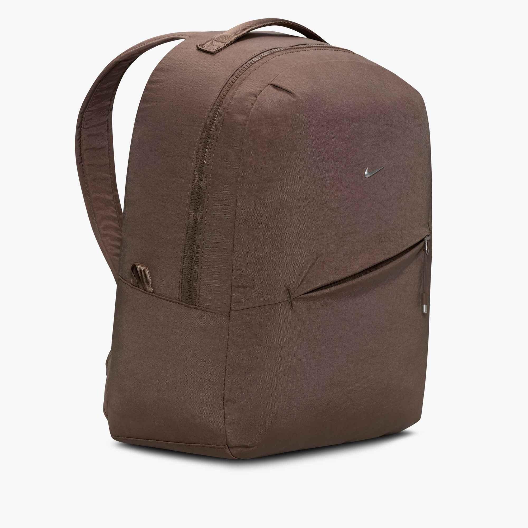 Nike Aura​ 24L Brown Backpack