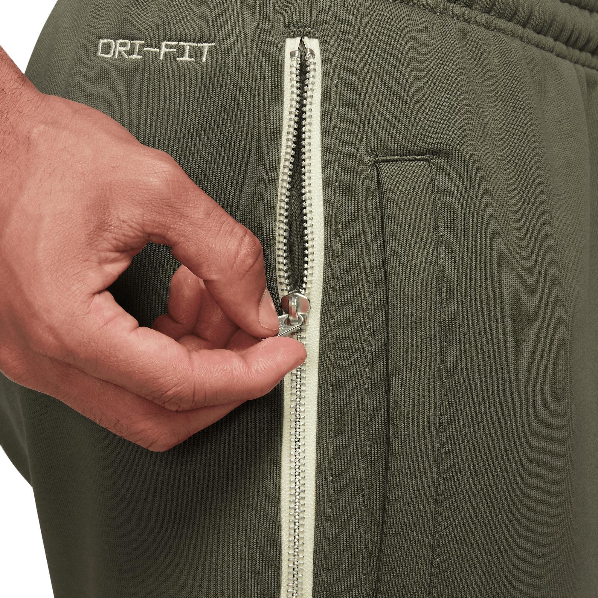 Nike Men's Dri-FIT Standard Issue Basketball Pants - OLIVE Thumbnail View 3