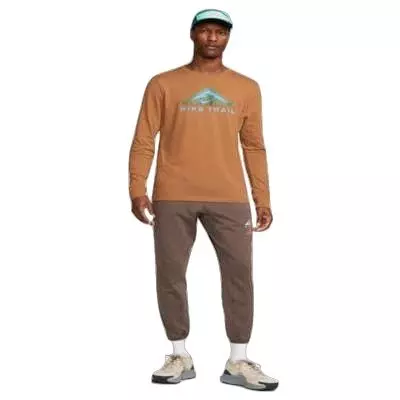 Nike Men's Dri-FIT Long-Sleeve Trail Running Crew - BROWN