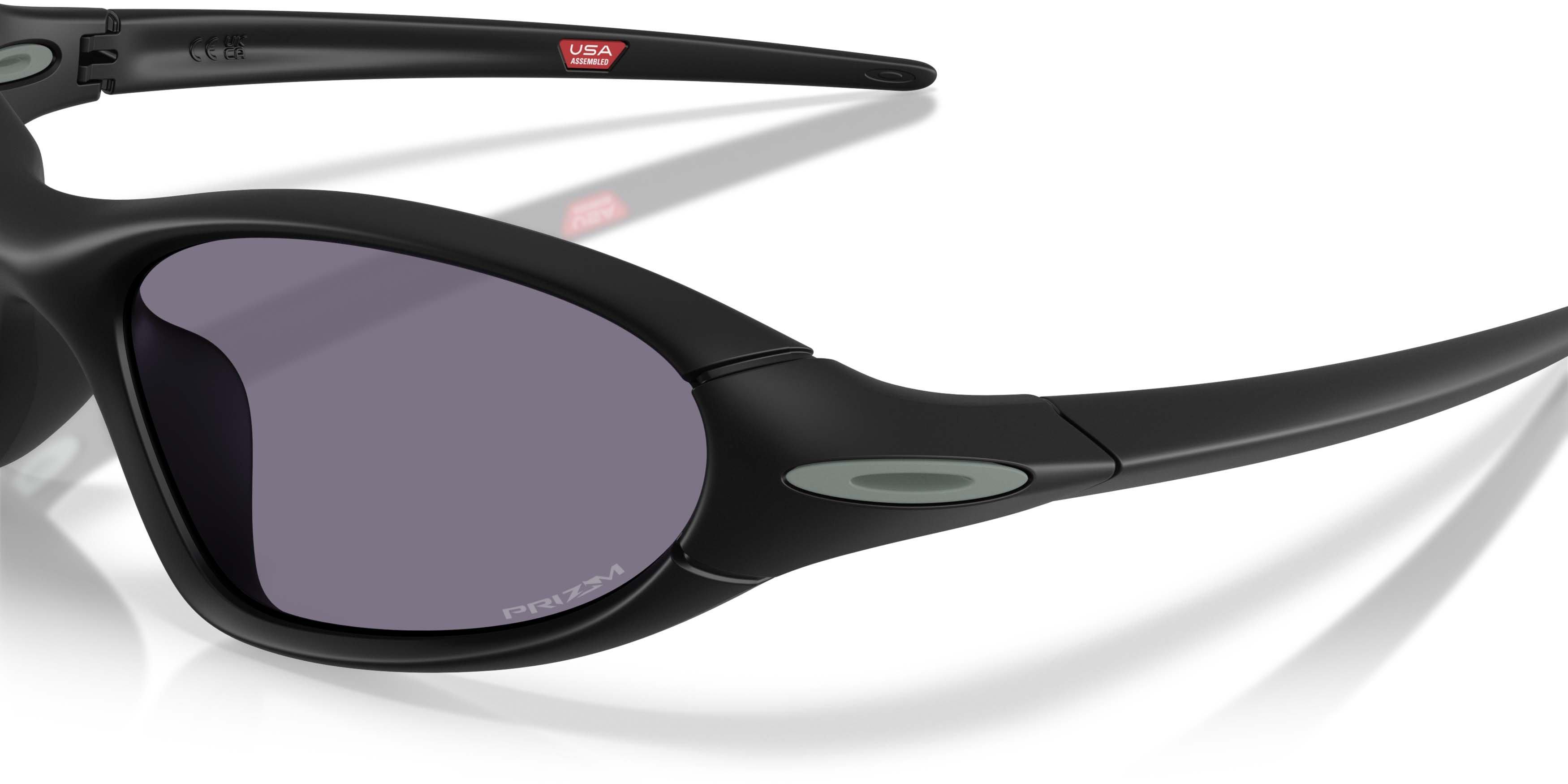Oakley Portal Jacket Prizm Grey Sunglasses - Matte Black - BLACK/GREY