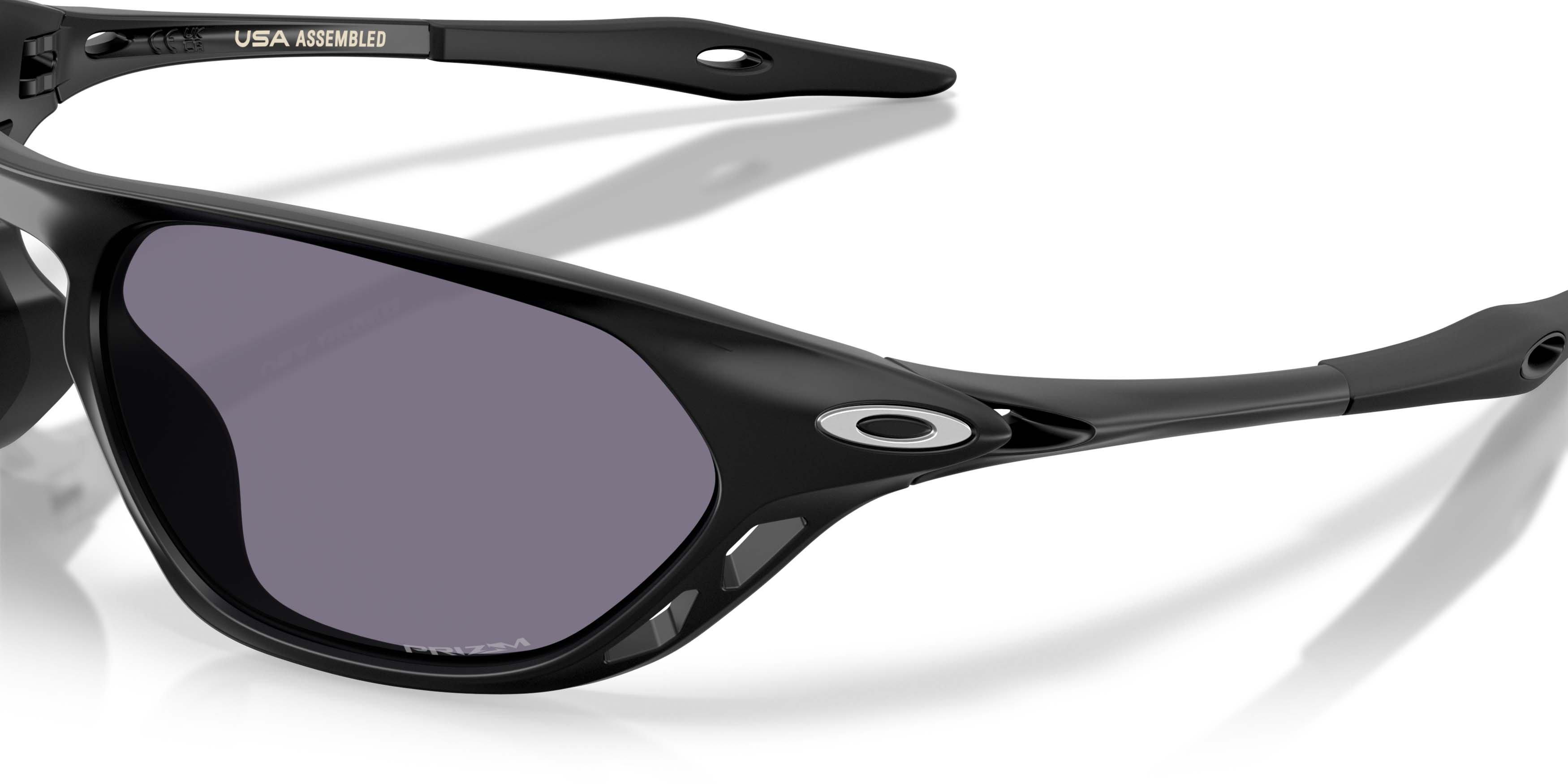 Oakley Cage Jacket Prizm Grey Sunglasses - Matte Black - BLACK/GREY