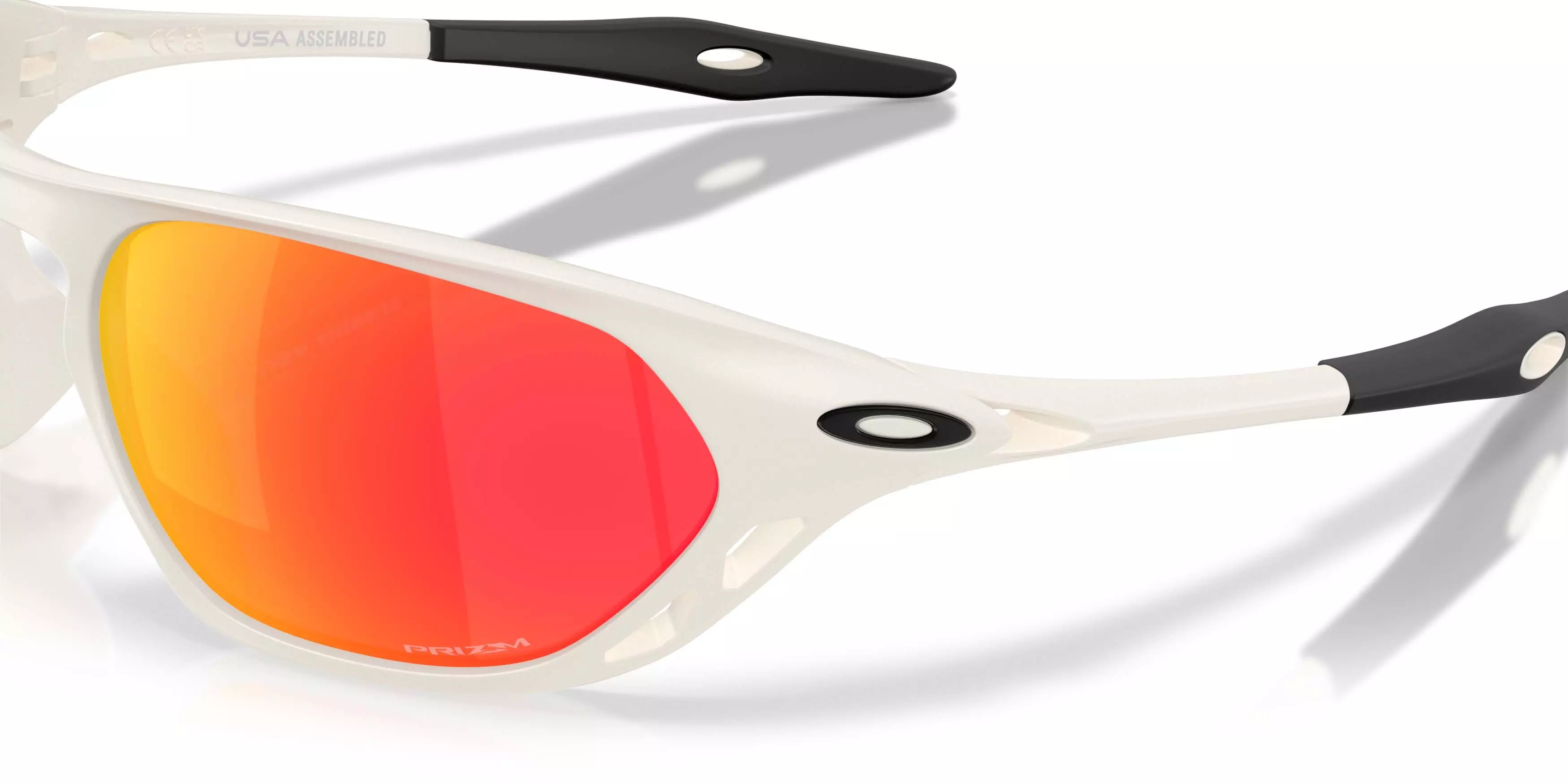 Oakley Cage Jacket Prizm Ruby Sunglasses - Matte Mist - WHITE/RED