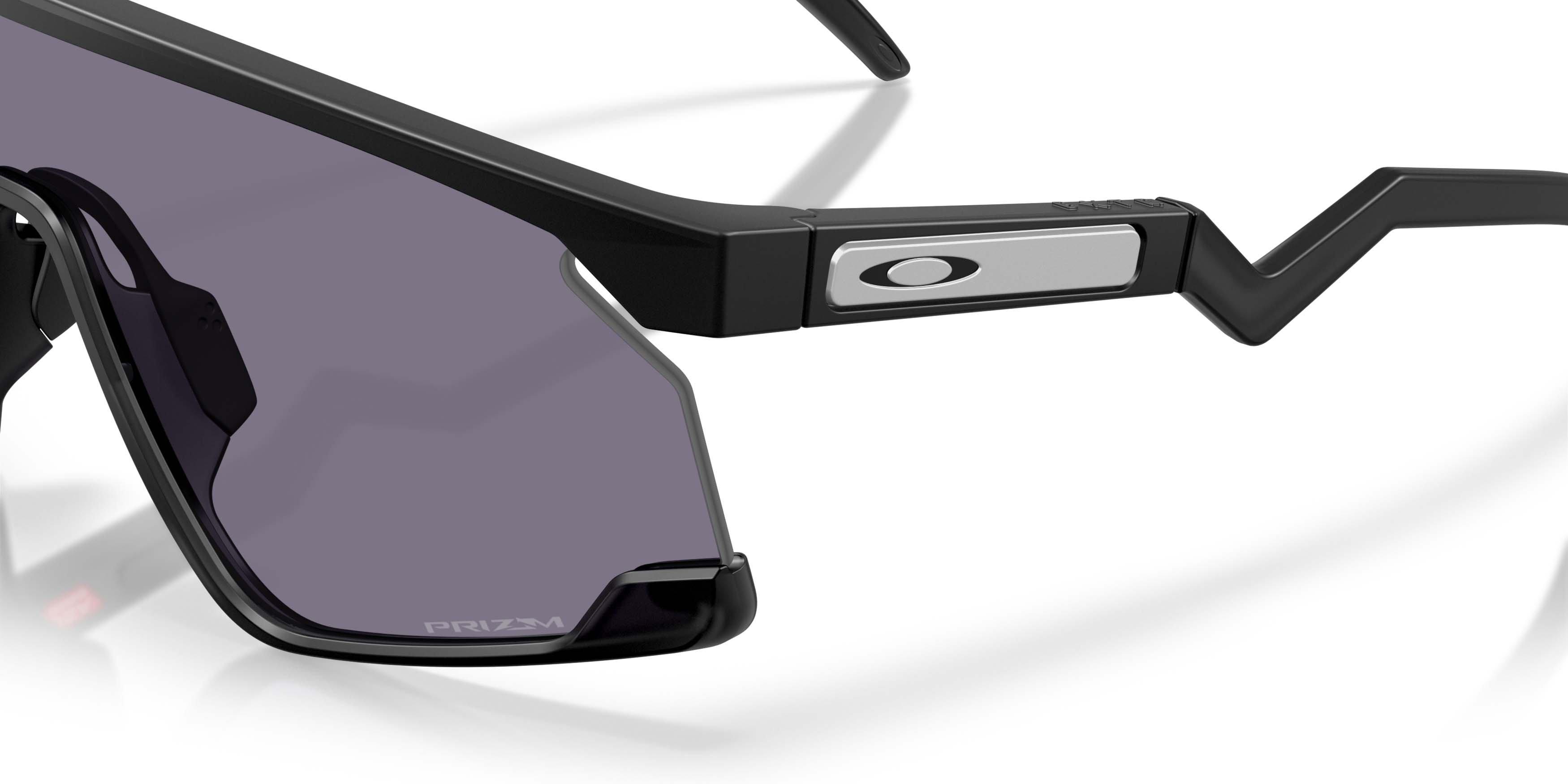 Oakley BXTR Prizm Grey Sunglasses - Matte Black - BLACK/GREY