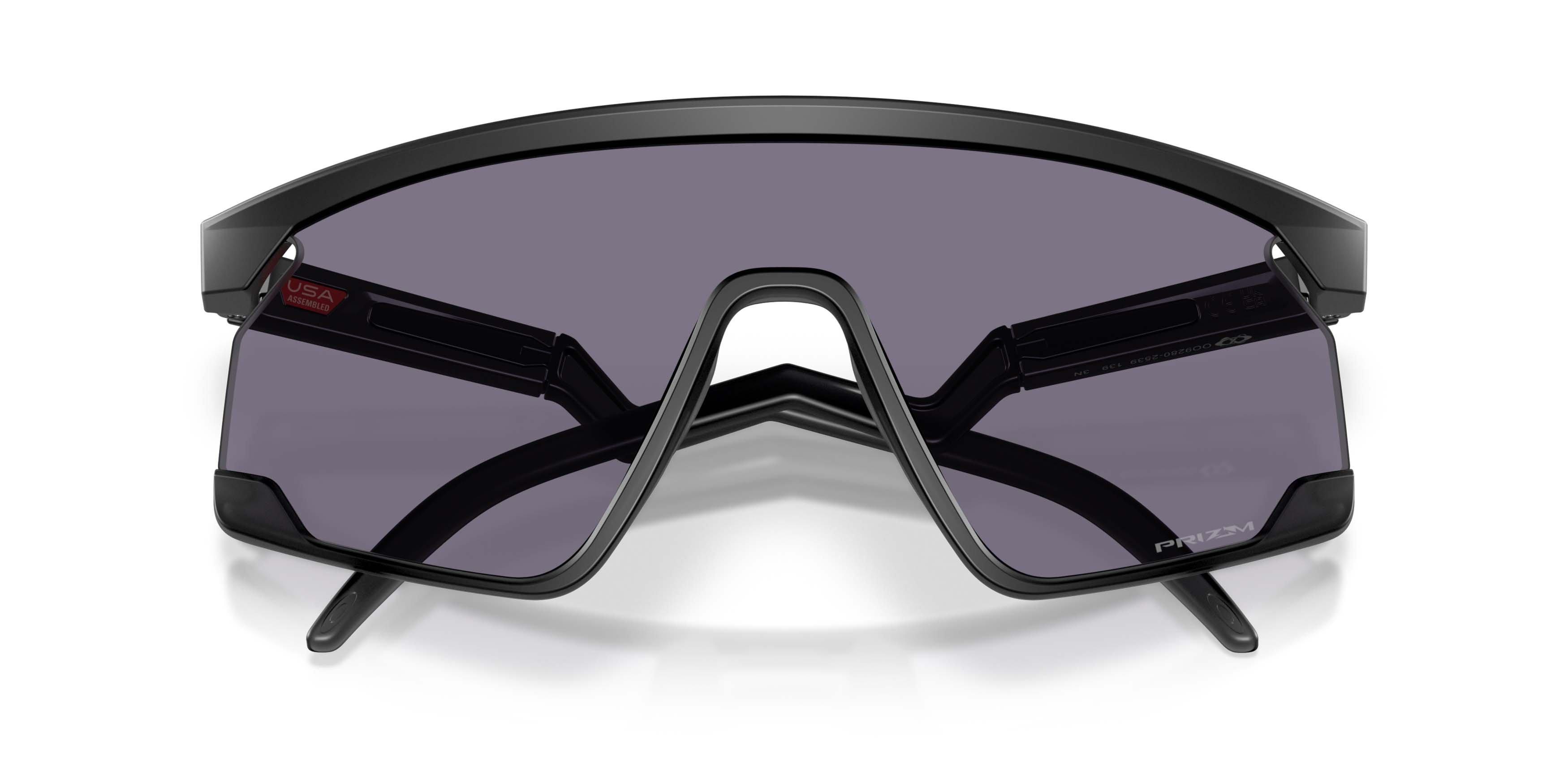 Oakley BXTR Prizm Grey Sunglasses - Matte Black - BLACK/GREY