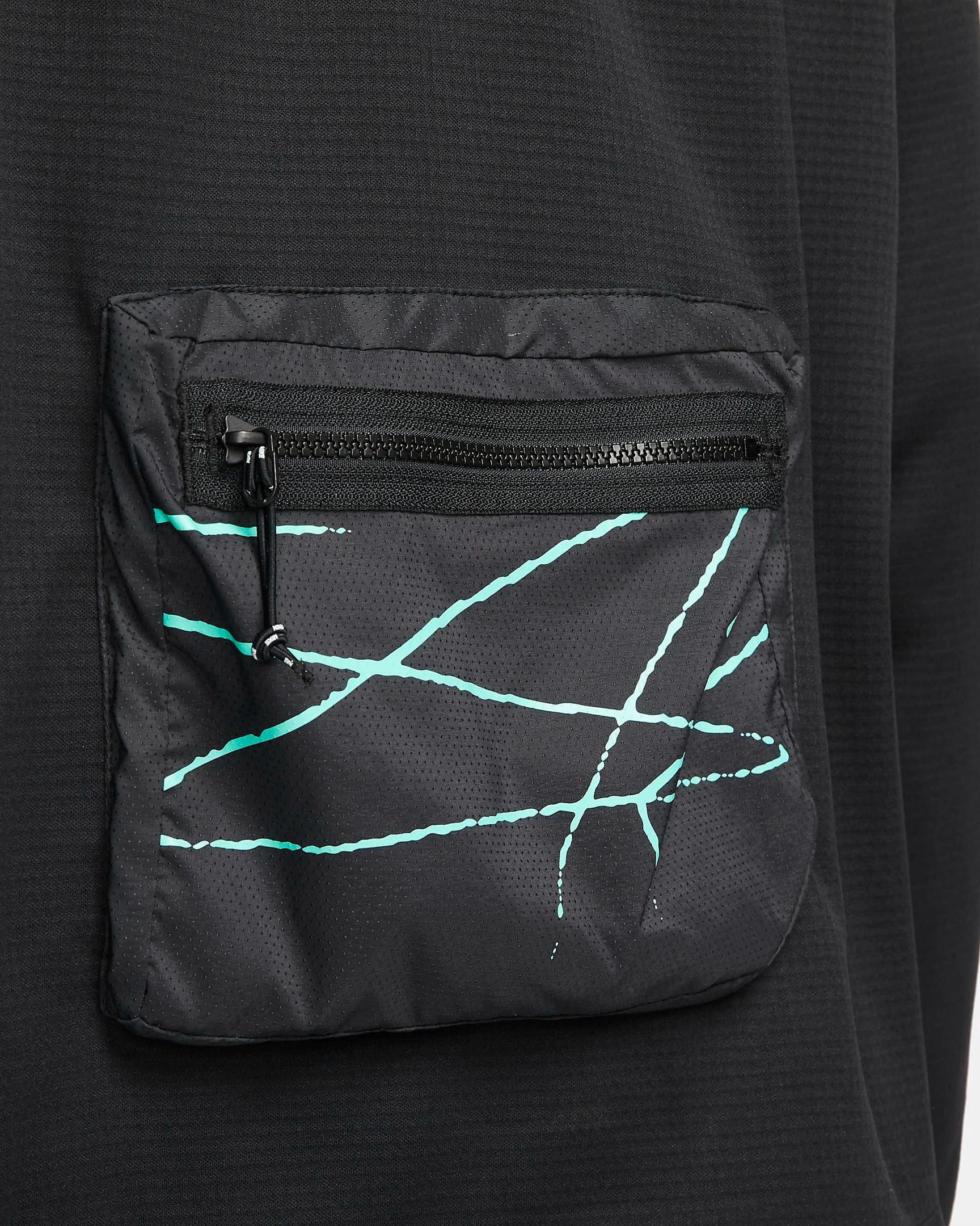 Nike Men's Windrunner DYE Running Jacket - BLACK Thumbnail View 8