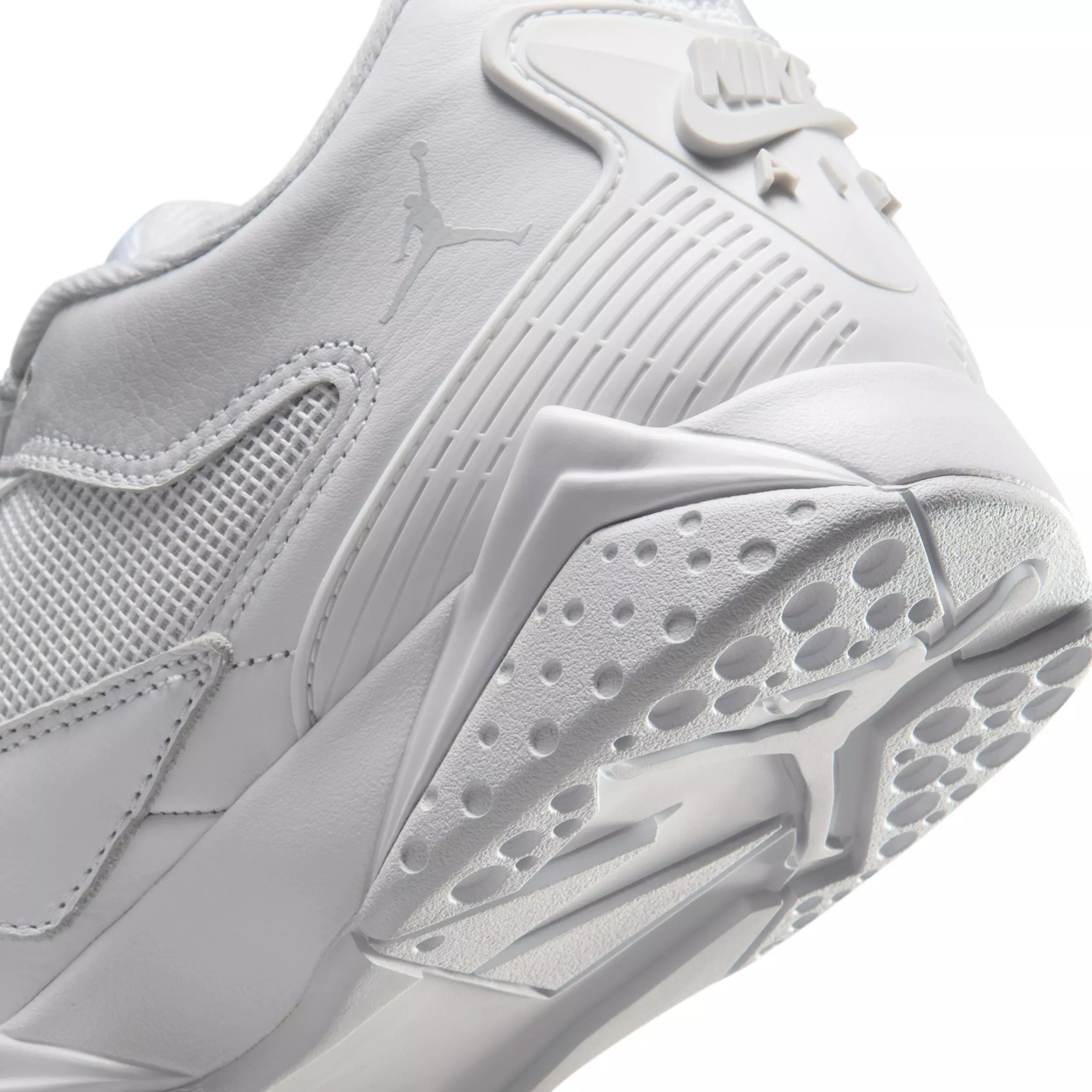 Jordan Air Jordan MVP 92 "White/Pure Platinum" Men's Shoe - WHITE/PLATINUM