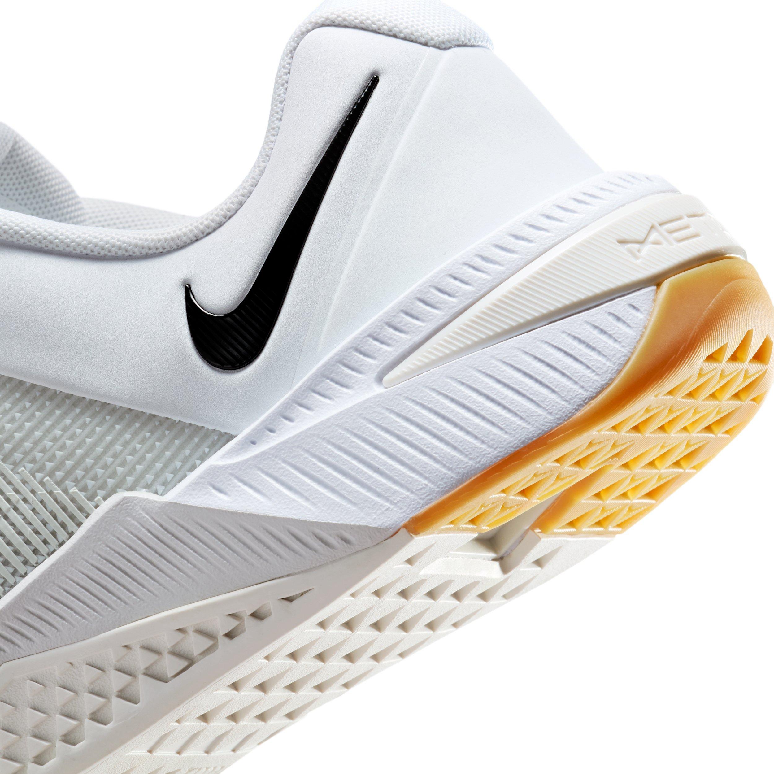 Nike Metcon 10 "White/Platinum Tint/Gum Light Brown/Black" Men's Training Shoe - WHITE/PLATINUM/LT BROWN/BLACK Thumbnail View 8