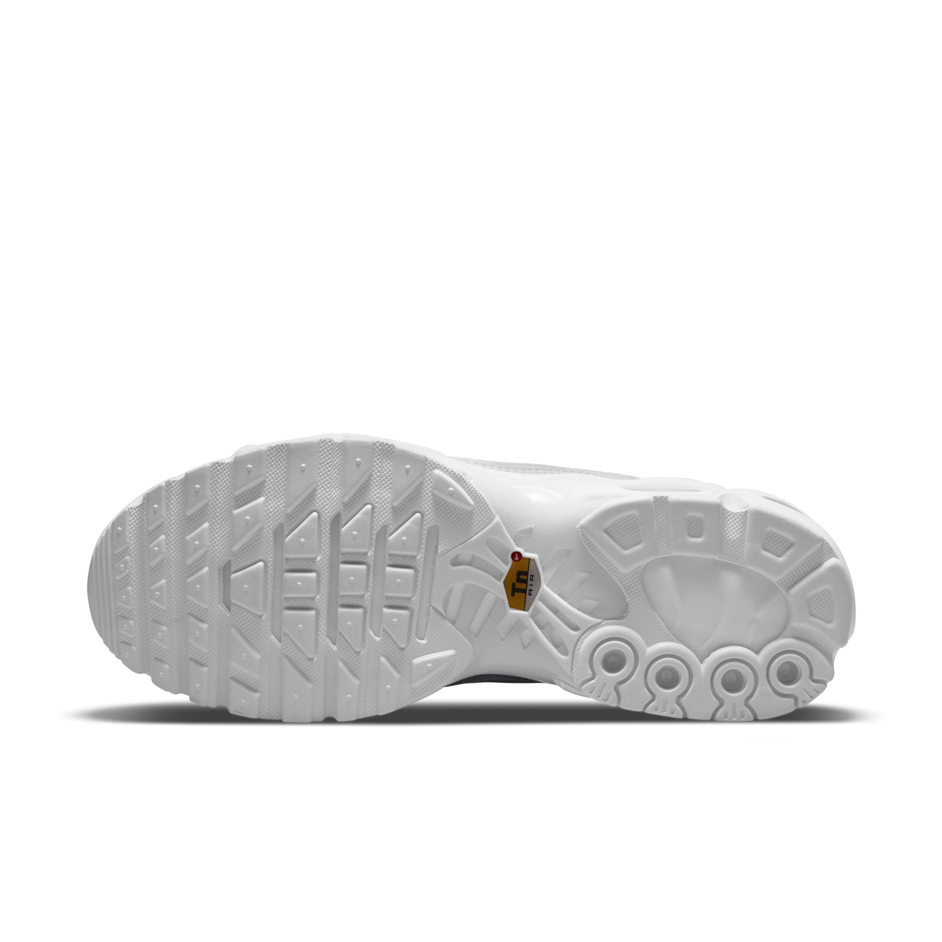 NIKE★WMNS AIR MAX PLUS★WHITE/WHITE/PURE PLATINUM Amazon.com | Nike Air Max Plus Womens Running Shoes, White