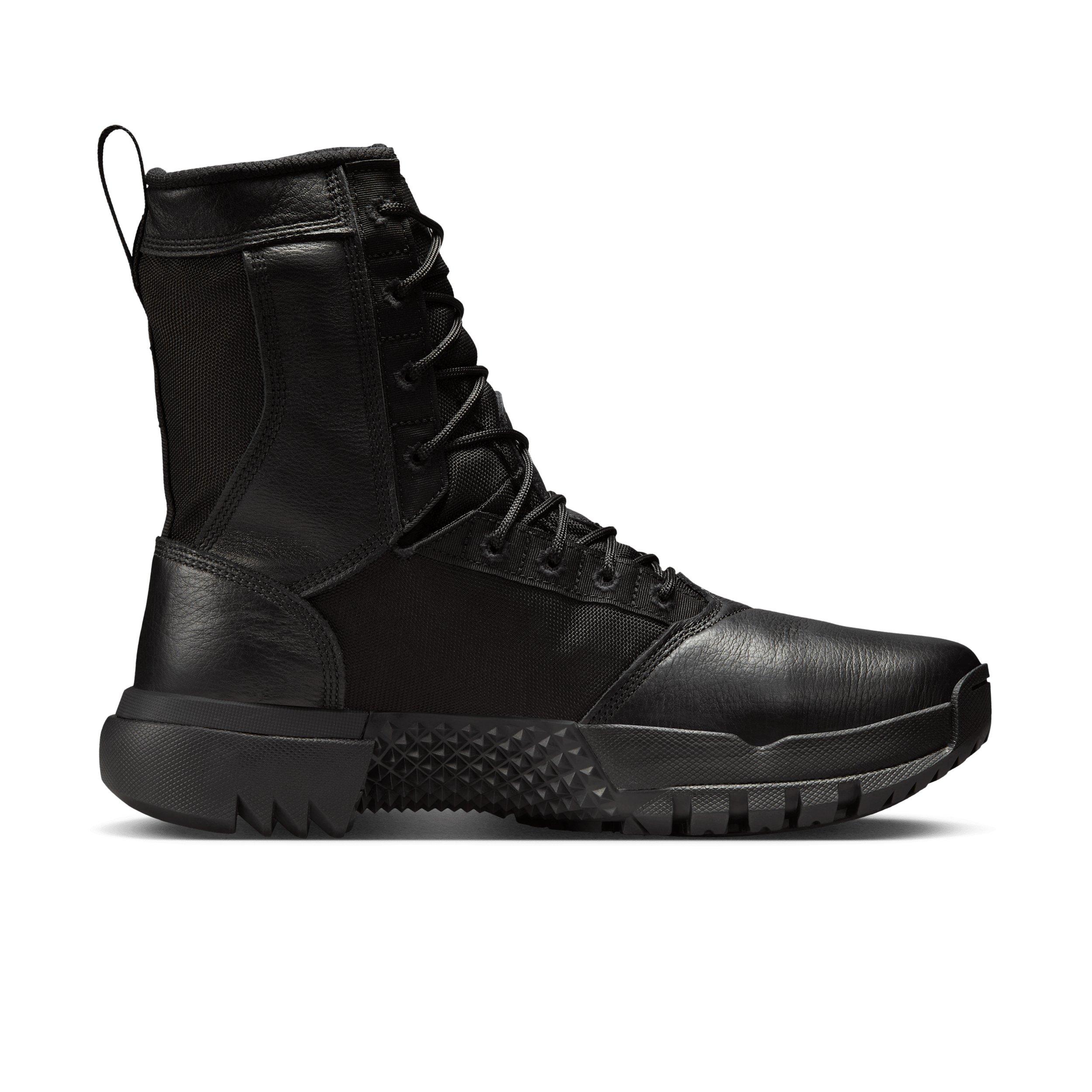Nike ブラック プラットフォームブーツ Nike SFB Field 2 8