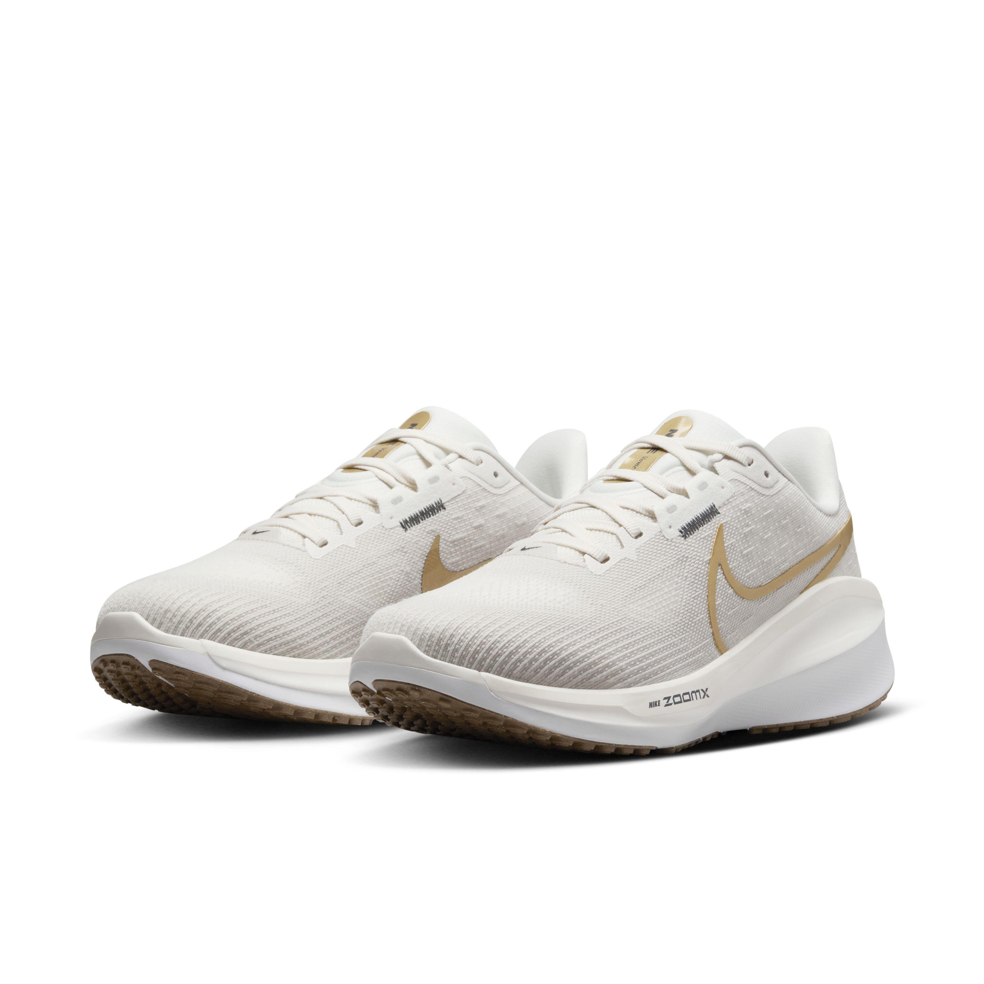 Nike Vomero 17 White / Sail - Feb 2024 - FZ4020-100
