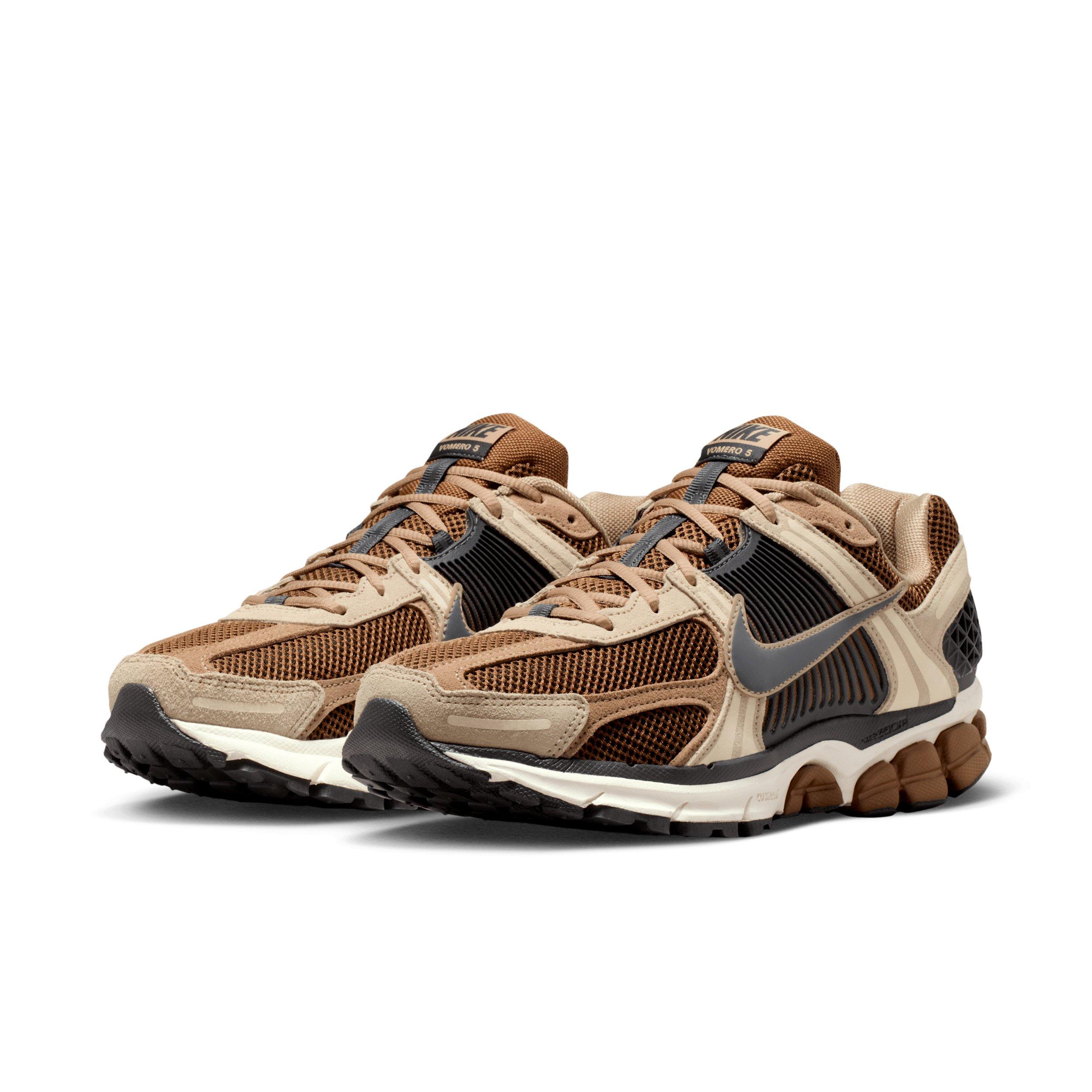 Nike Zoom Vomero 5 "Light British Tan/British Khaki/Linen/Dark Smoke Grey" Men's Shoe - LT TAN/KHAKI/LINEN/DK GREY Thumbnail View 3