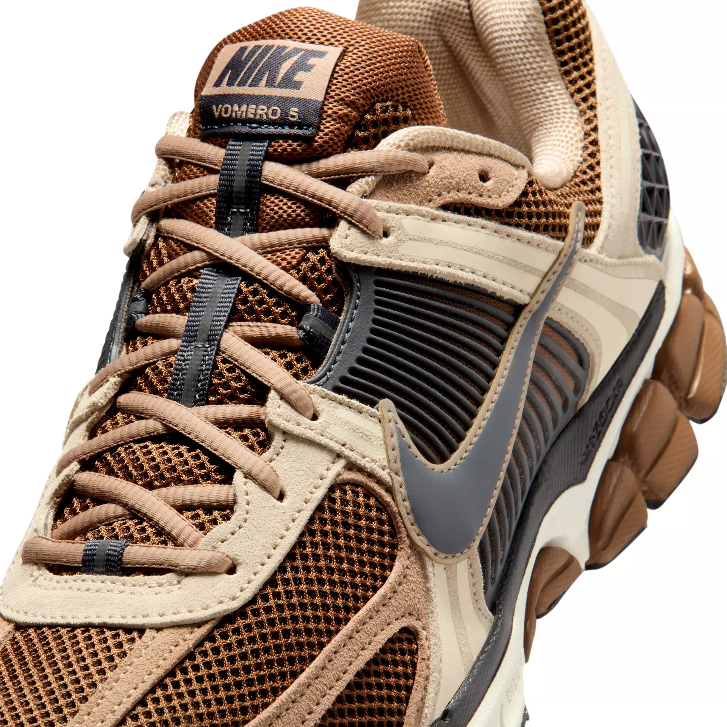 Nike Zoom Vomero 5 "Light British Tan/British Khaki/Linen/Dark Smoke Grey" Men's Shoe - LT TAN/KHAKI/LINEN/DK GREY