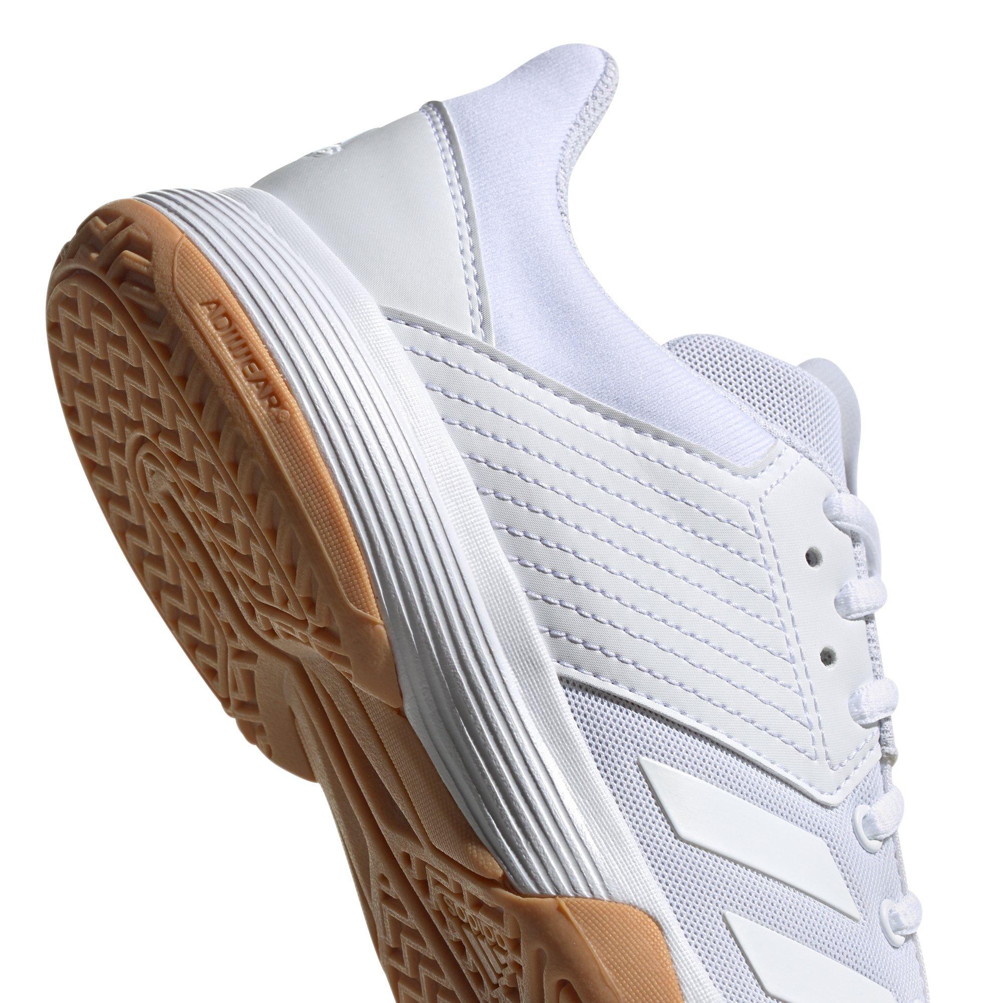 Adidas originals women's ligra 6 best sale volleyball shoe