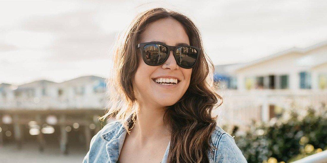 Blenders L Series Deep Space Polarized Sunglasses - BLACK Thumbnail View 5