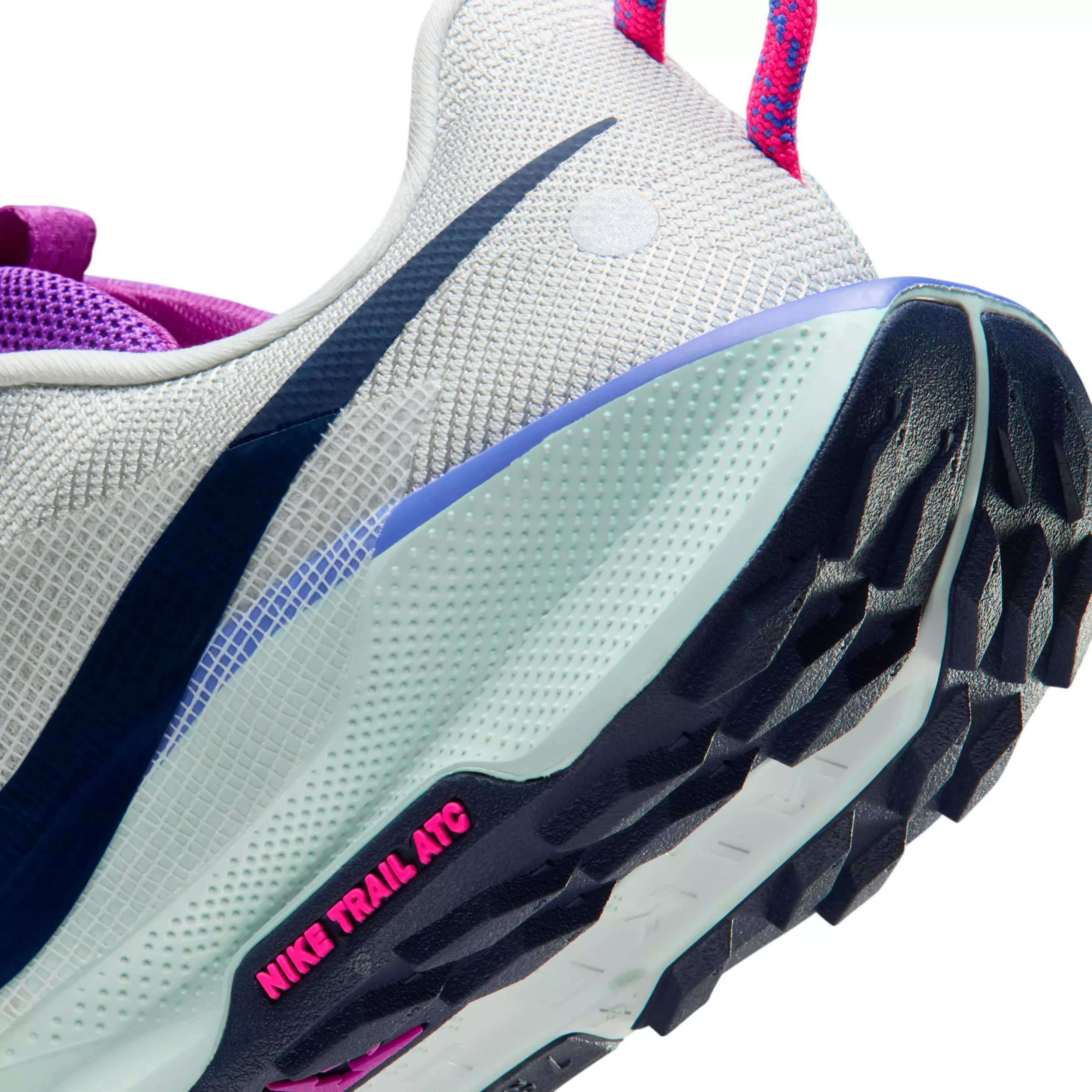 Nike Pegasus Trail 5 "Photon Dust/Sapphire/Hydrogen Blue/Midnight Navy" Women's Trail Running Shoe - DUST/SAPPHIRE/BLUE/NAVY