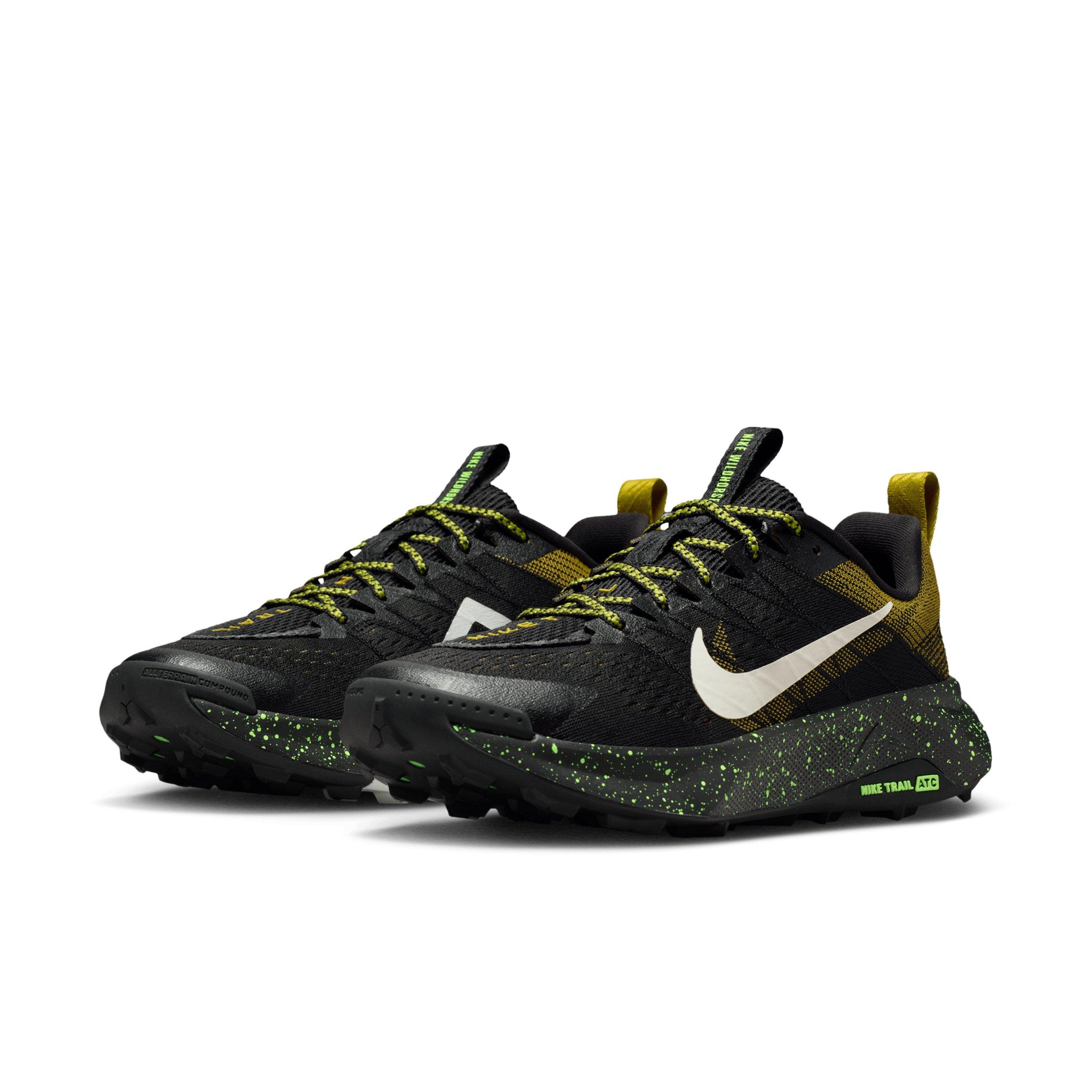 Nike Wildhorse 10 "Black/Peat Moss/Volt Ice/Phantom" Women's Trail Running Shoe - BLACK/MOSS/VOLT/PHANTOM Thumbnail View 3