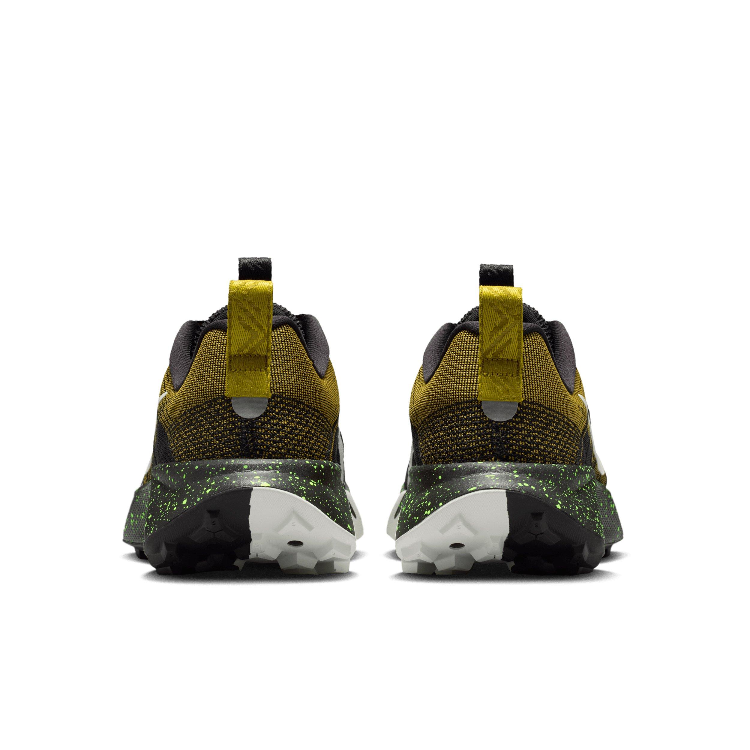 Nike Wildhorse 10 "Black/Peat Moss/Volt Ice/Phantom" Women's Trail Running Shoe - BLACK/MOSS/VOLT/PHANTOM Thumbnail View 5