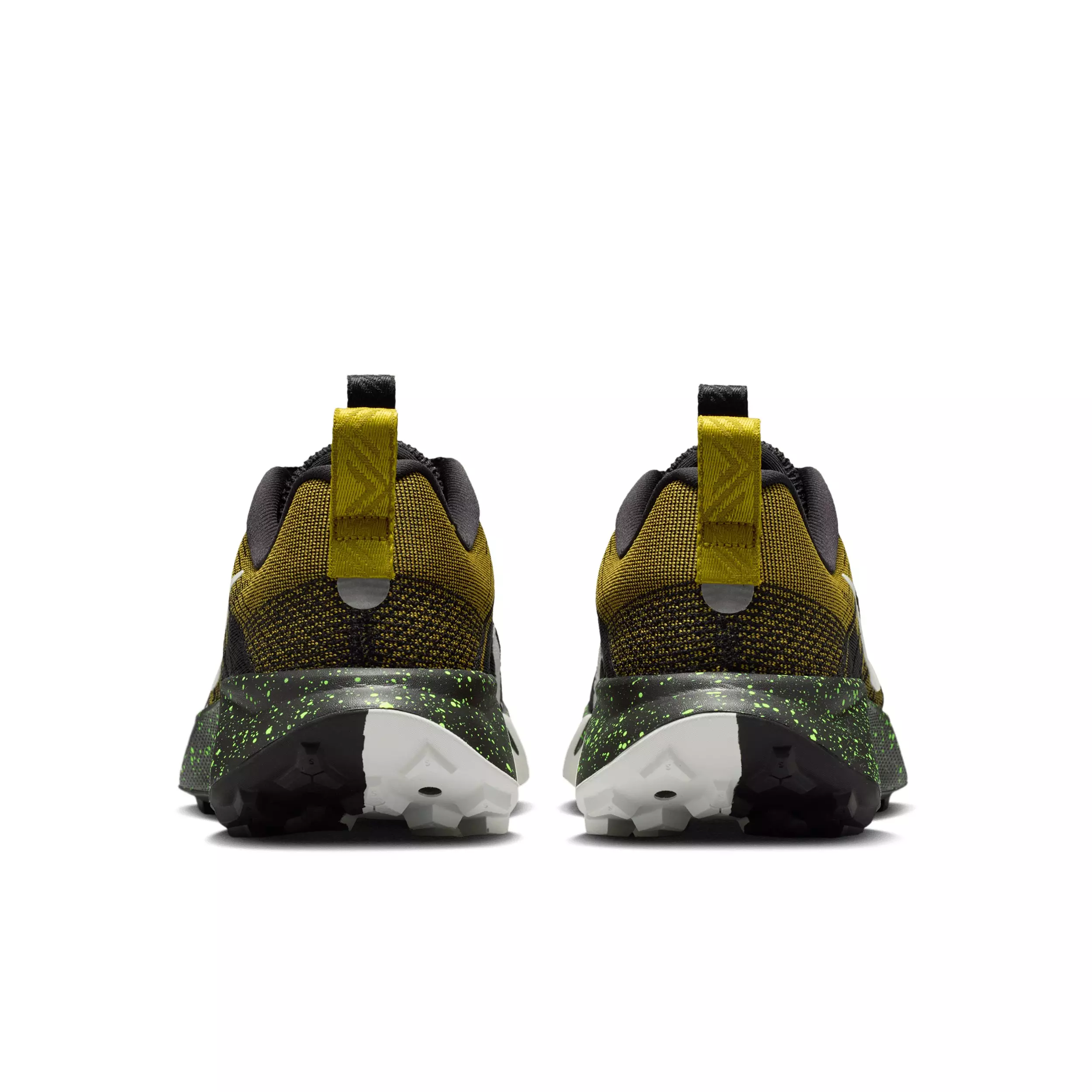 Nike Wildhorse 10 "Black/Peat Moss/Volt Ice/Phantom" Women's Trail Running Shoe - BLACK/MOSS/VOLT/PHANTOM