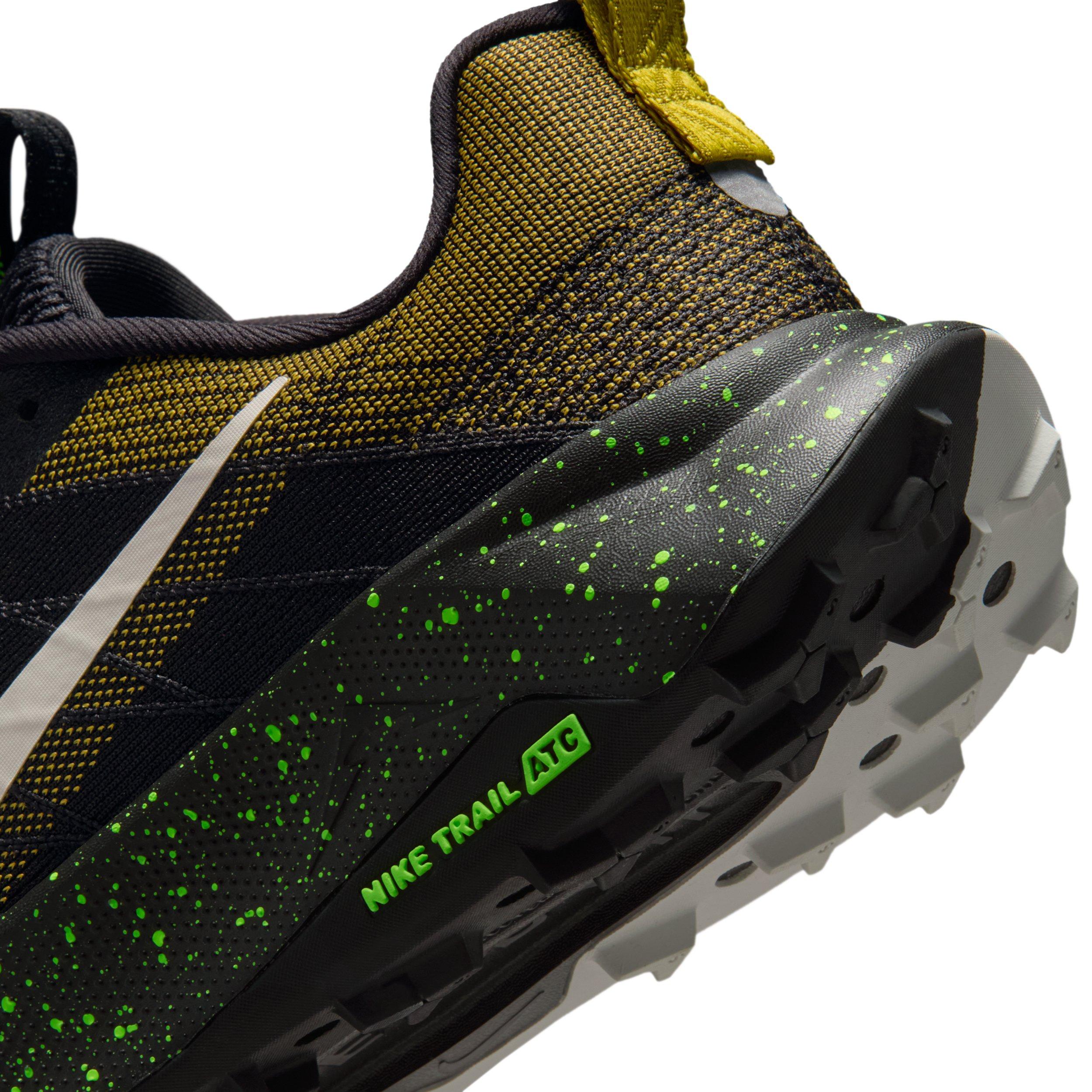 Nike Wildhorse 10 "Black/Peat Moss/Volt Ice/Phantom" Women's Trail Running Shoe - BLACK/MOSS/VOLT/PHANTOM Thumbnail View 8