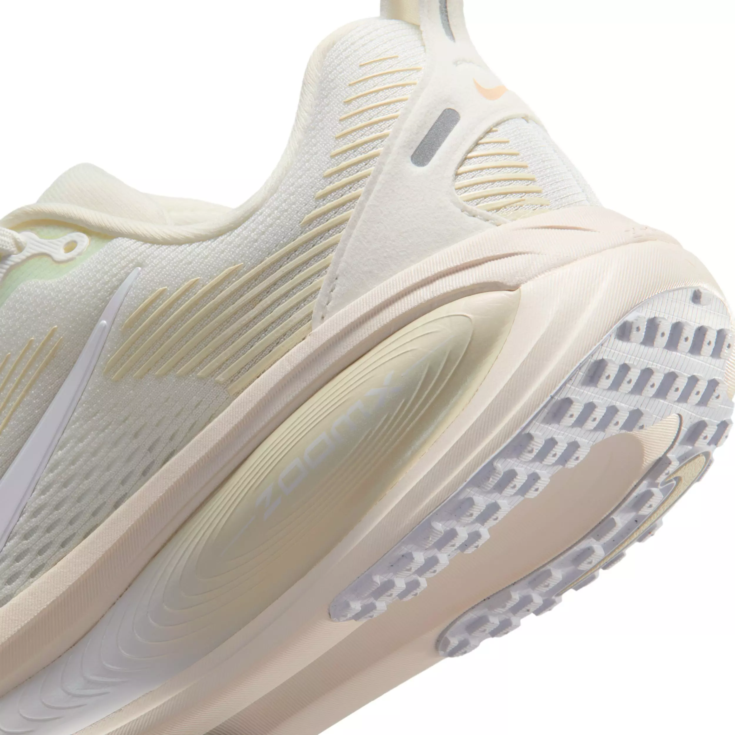 Nike Vomero 18 "Summit White/Chalk/Sea Glass/White" Women's Running Shoe - WHITE/CHALK/SEA GLASS/WHITE