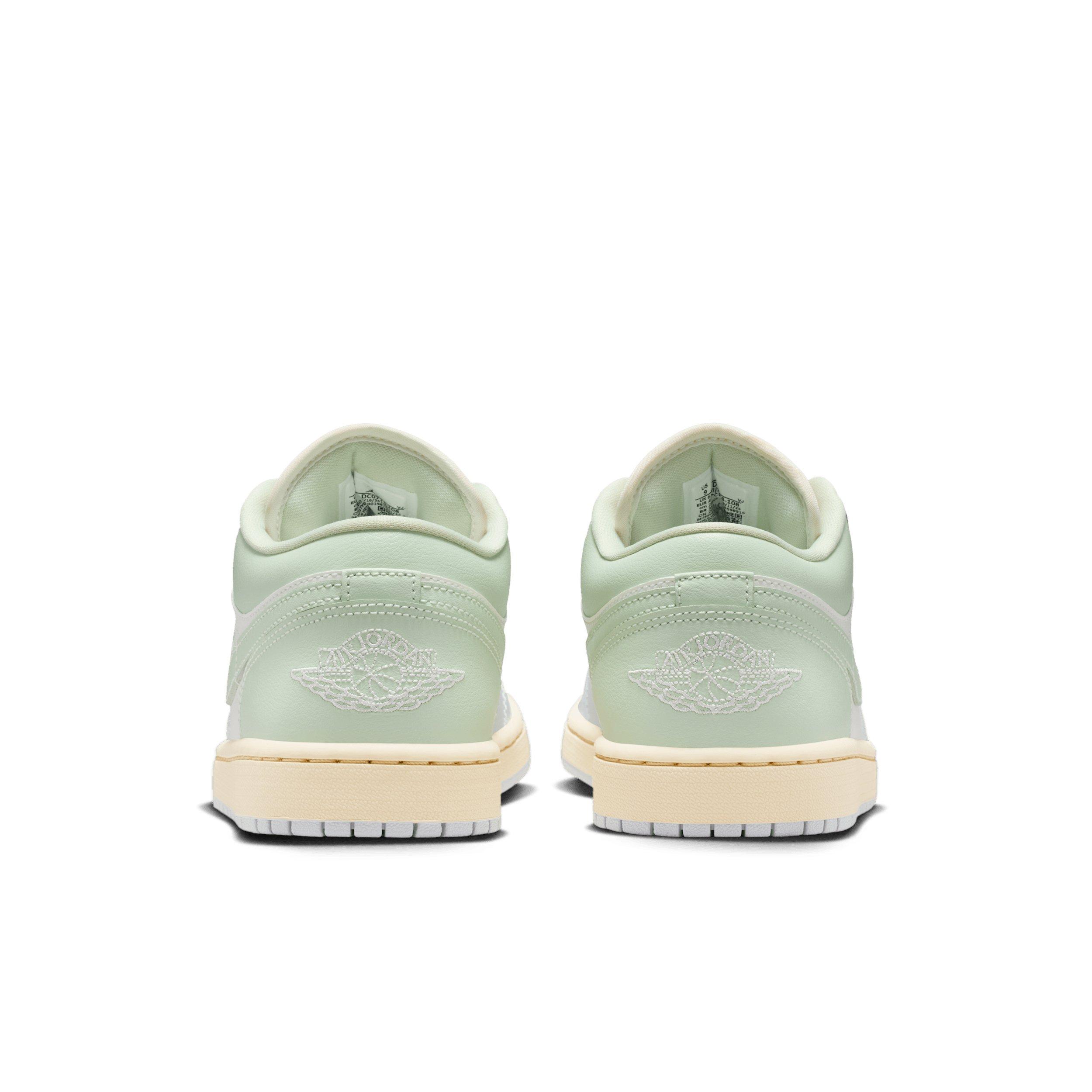 Jordan 1 Low "Sail/Aura/Muslin/Jade Aura" Women's Shoe - SAIL/AURA/MUSLIN/JADE Thumbnail View 5