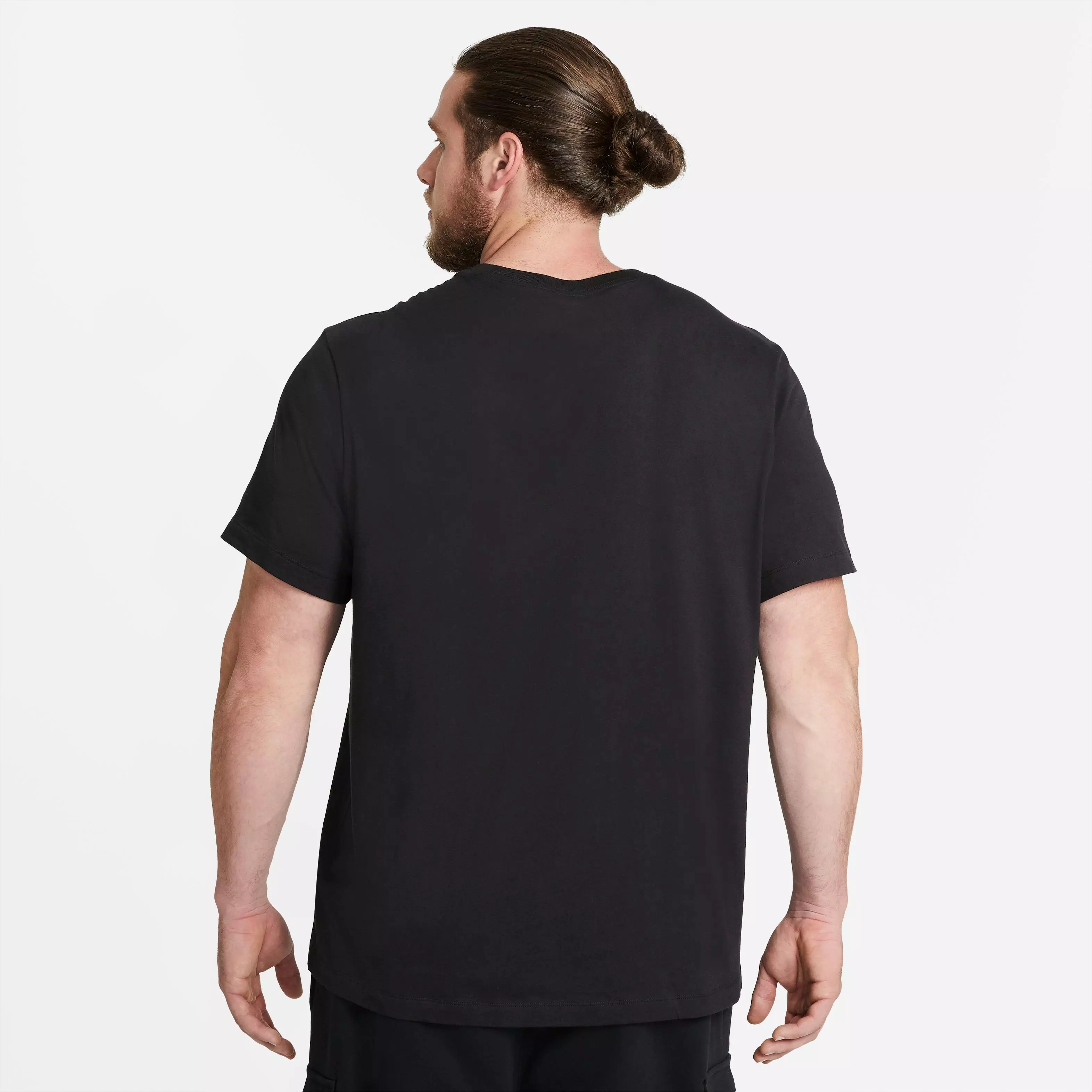 Nike Men's "Black" Sportswear Club Tee - BLACK
