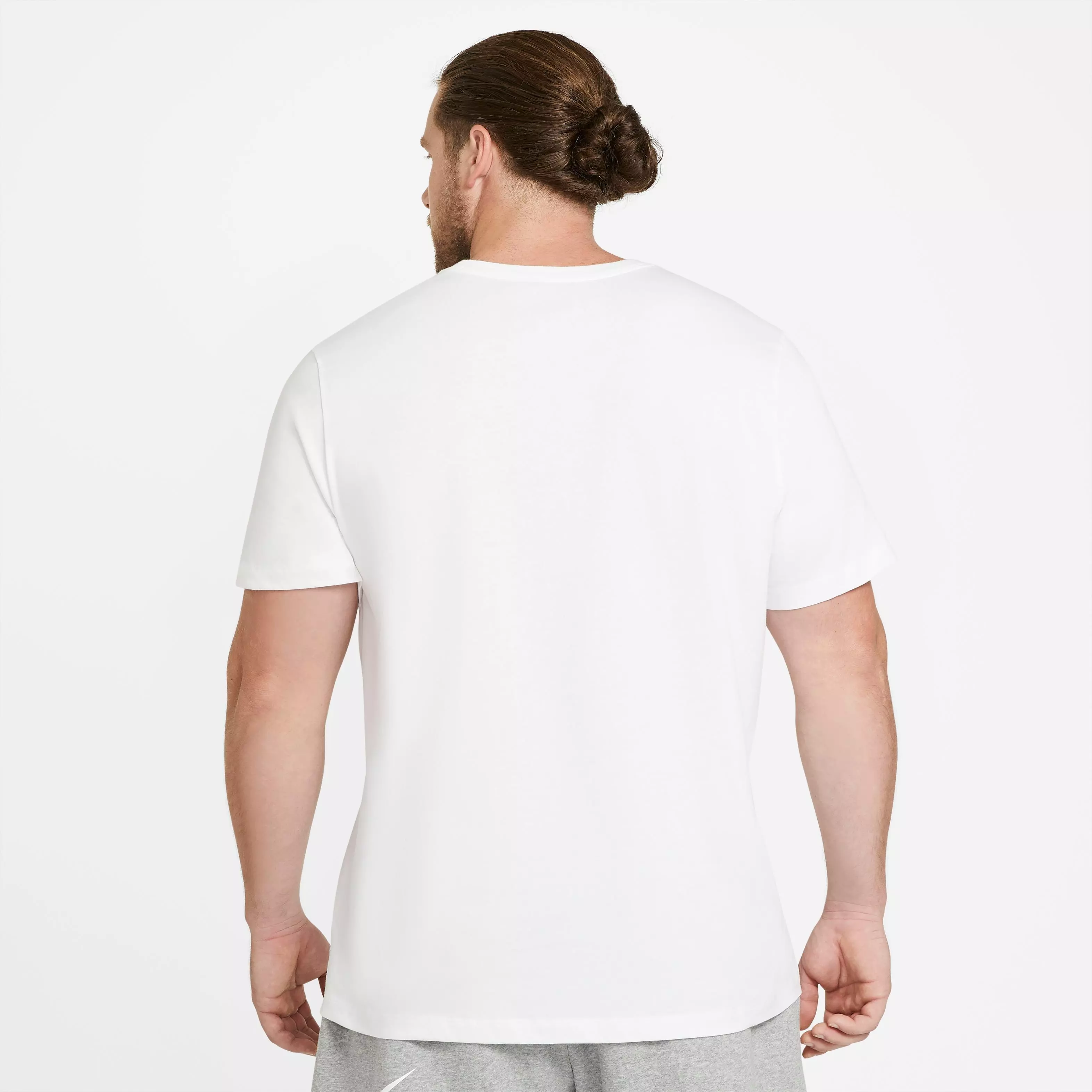 Nike Men's "White" Sportswear Club Tee - WHITE/BLACK