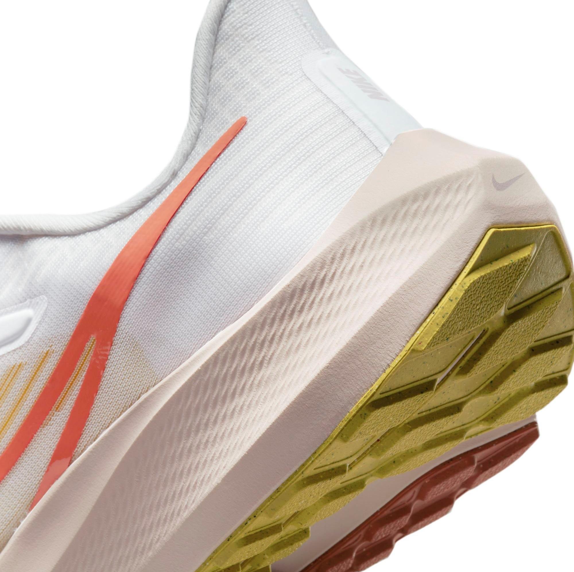 Nike Air Zoom Pegasus 39 "Iris Whisper/Madder Root/Summit White" Women's Road Running Shoe right waffle pattern detail