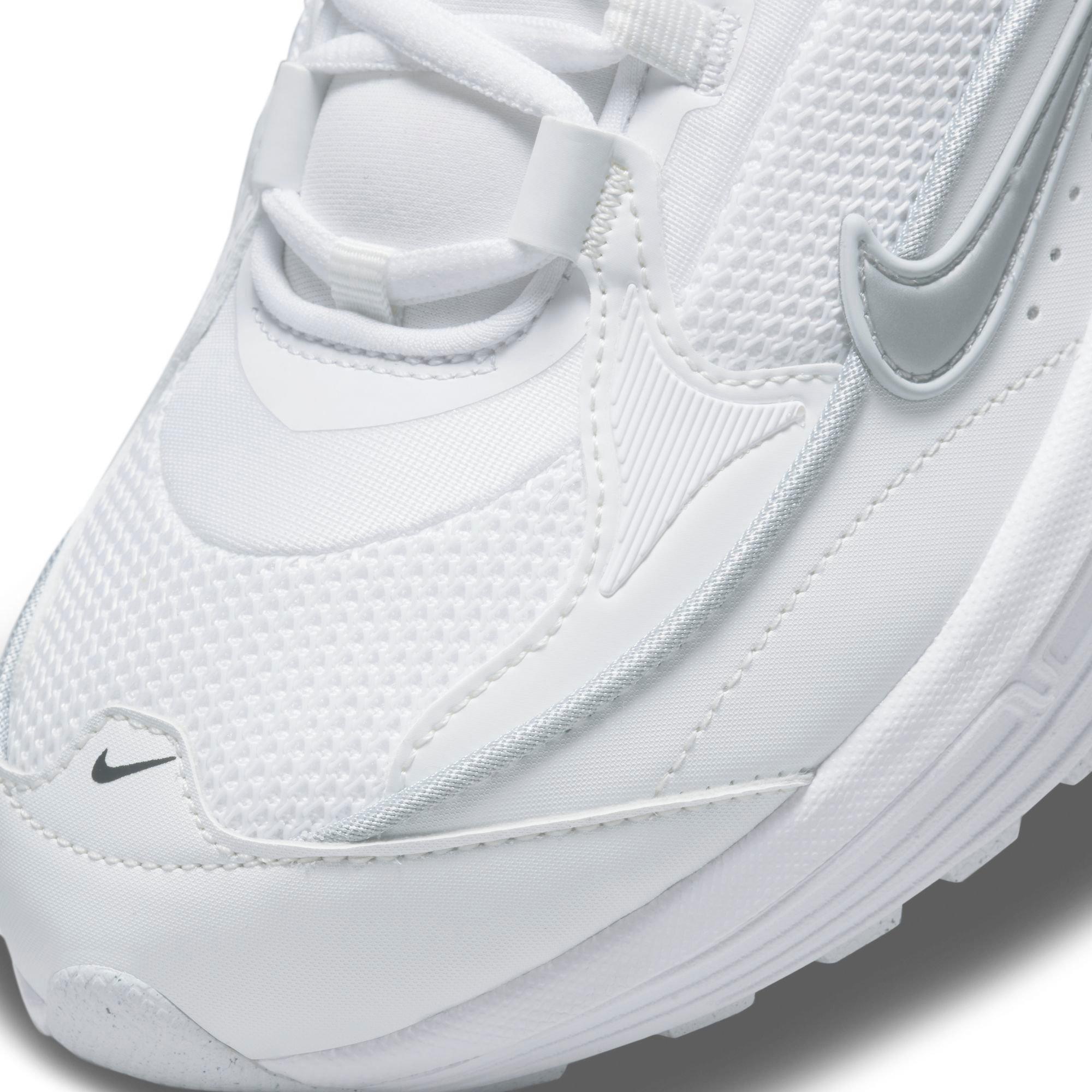 Nike Air Max 270 React Black/White Women's Shoe - Hibbett