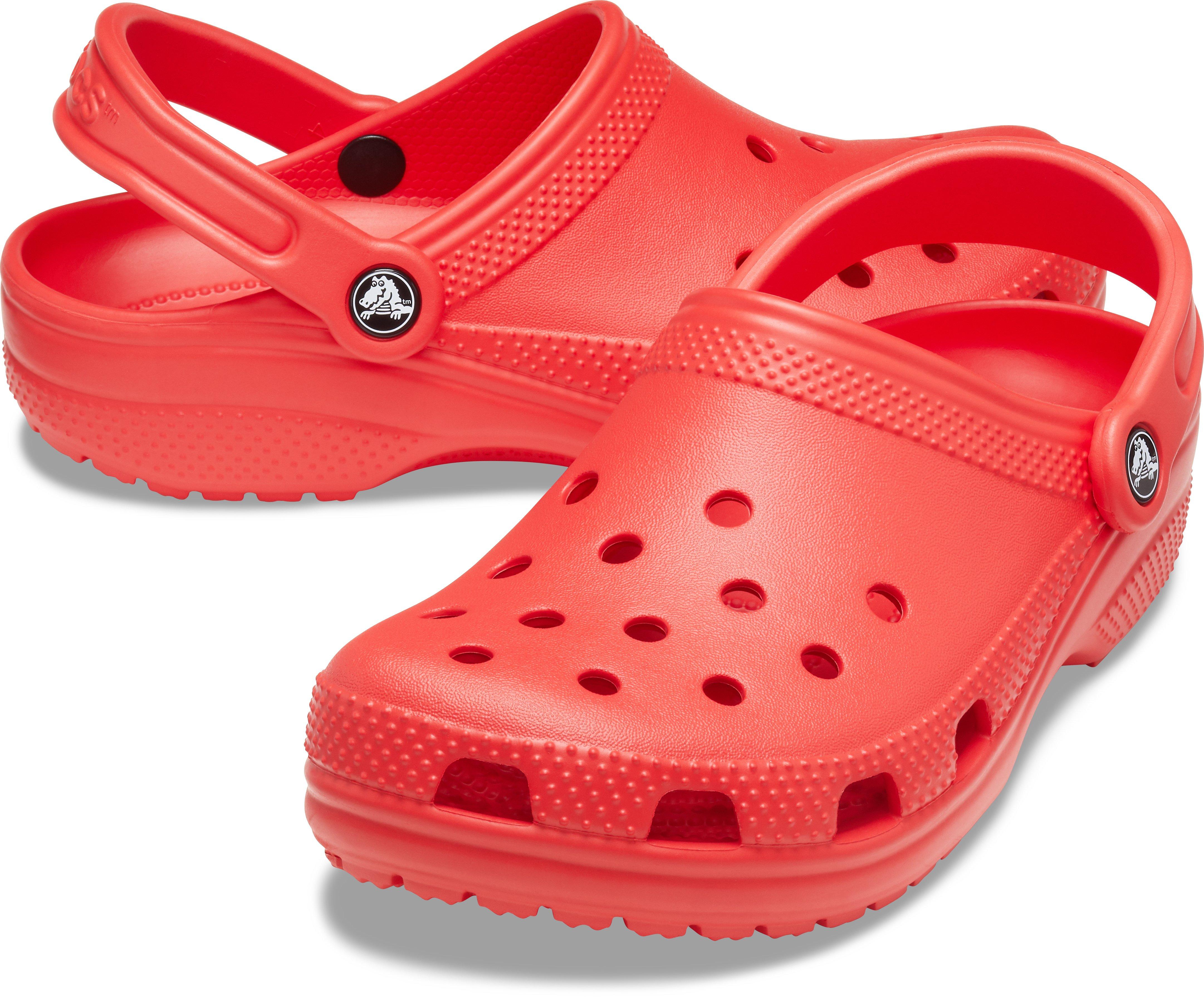 Модные резиновые тапки. Crocs Classic Clog. Crocs женские Clog. Сабо Crocs Clog. Сабо Classic Clog.