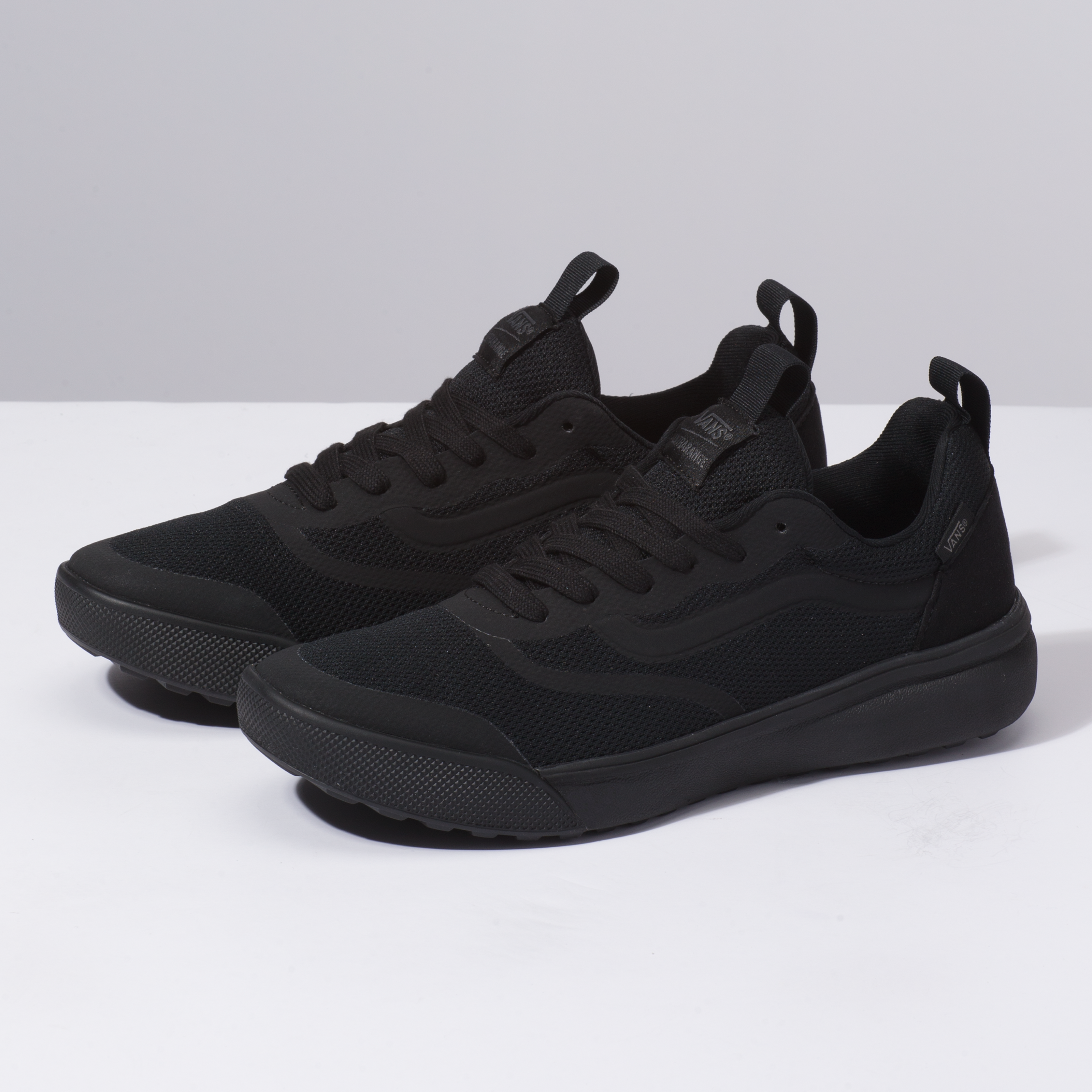 Vans UltraRange Rapidweld Black