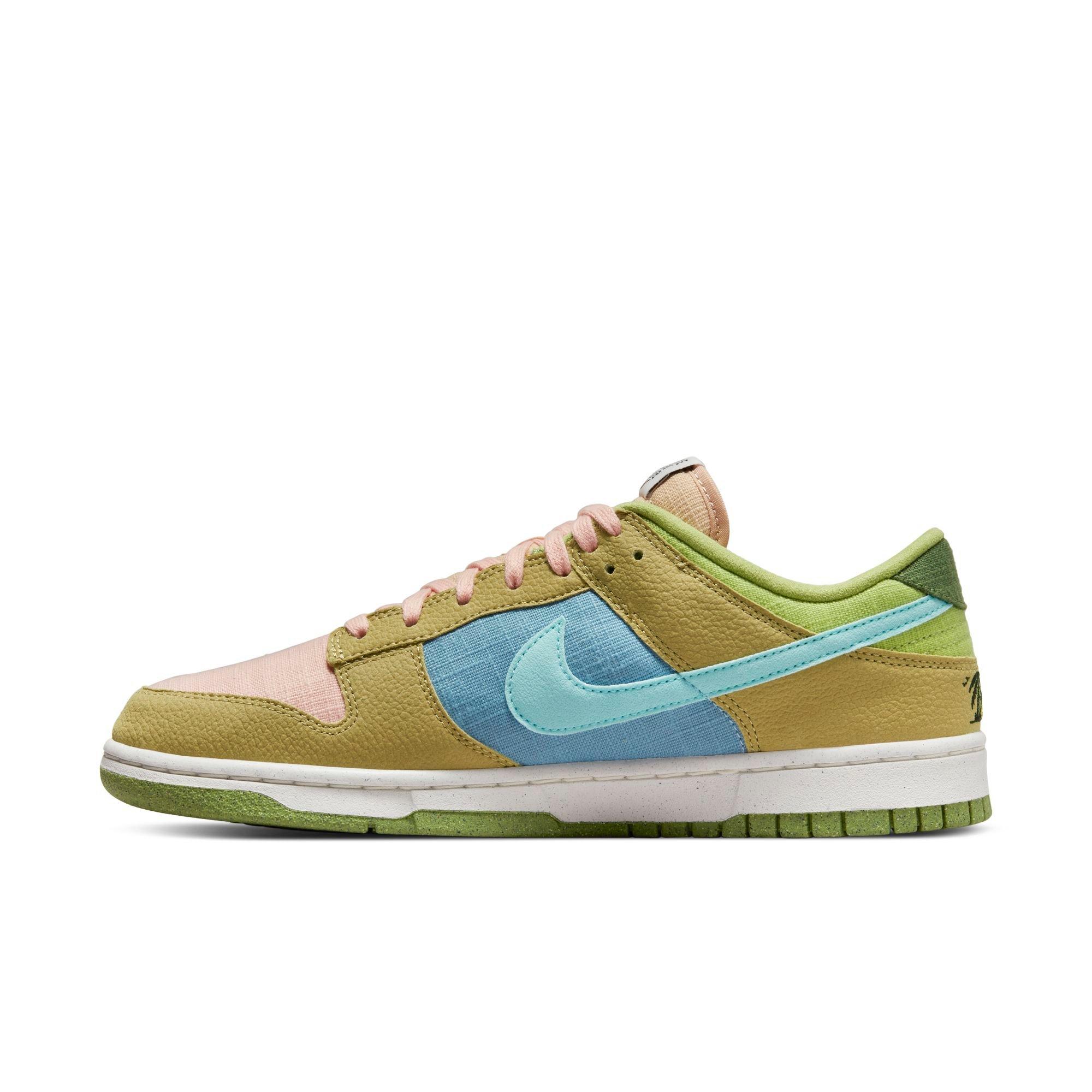 Nike Dunk Low Retro SE Next Nature 