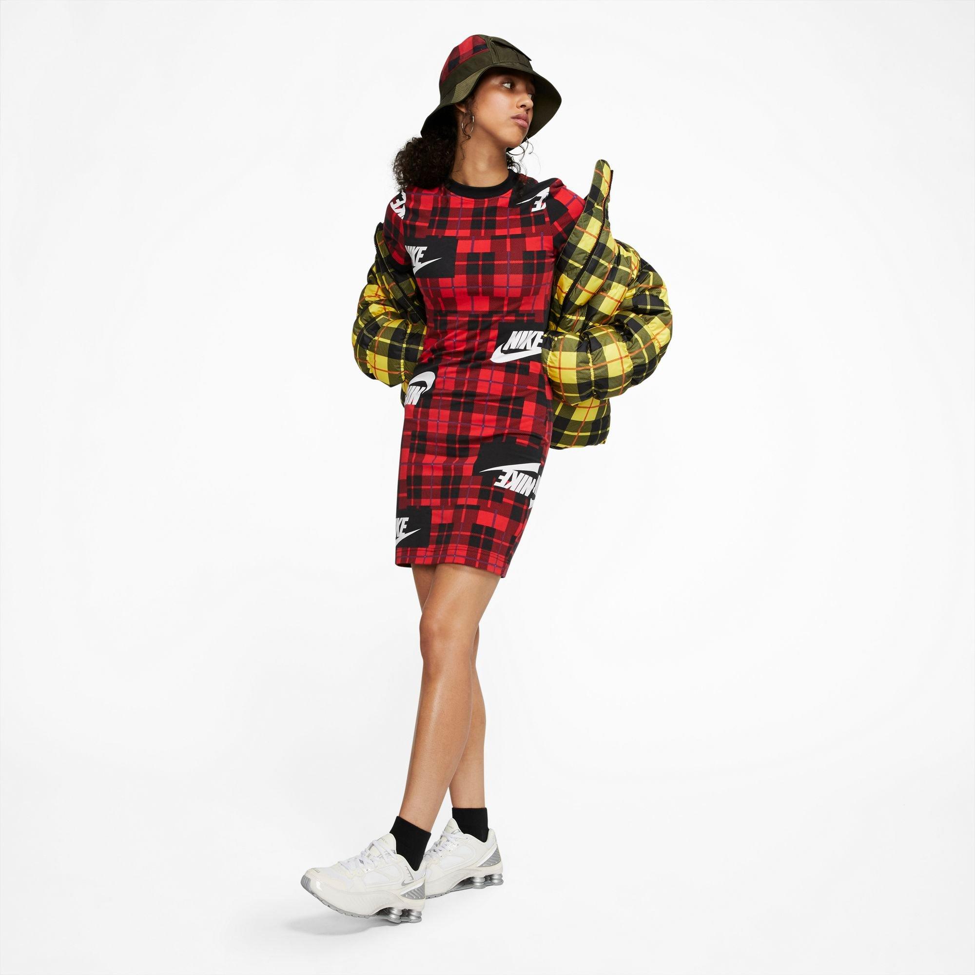nike plaid outfit
