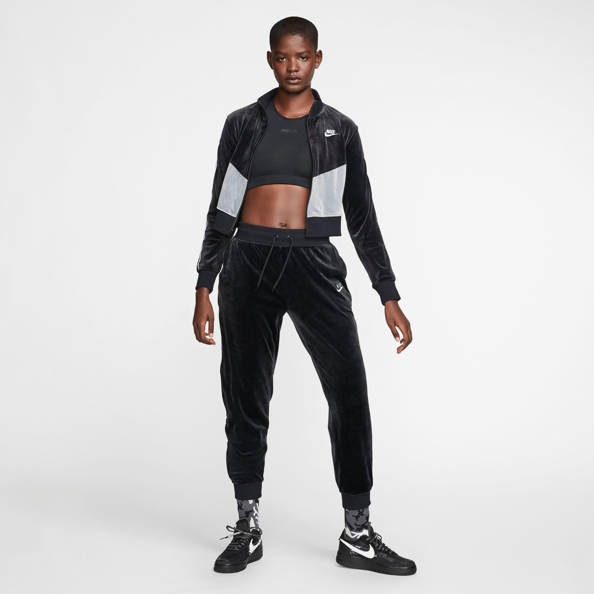 nike women's sportswear heritage plush joggers